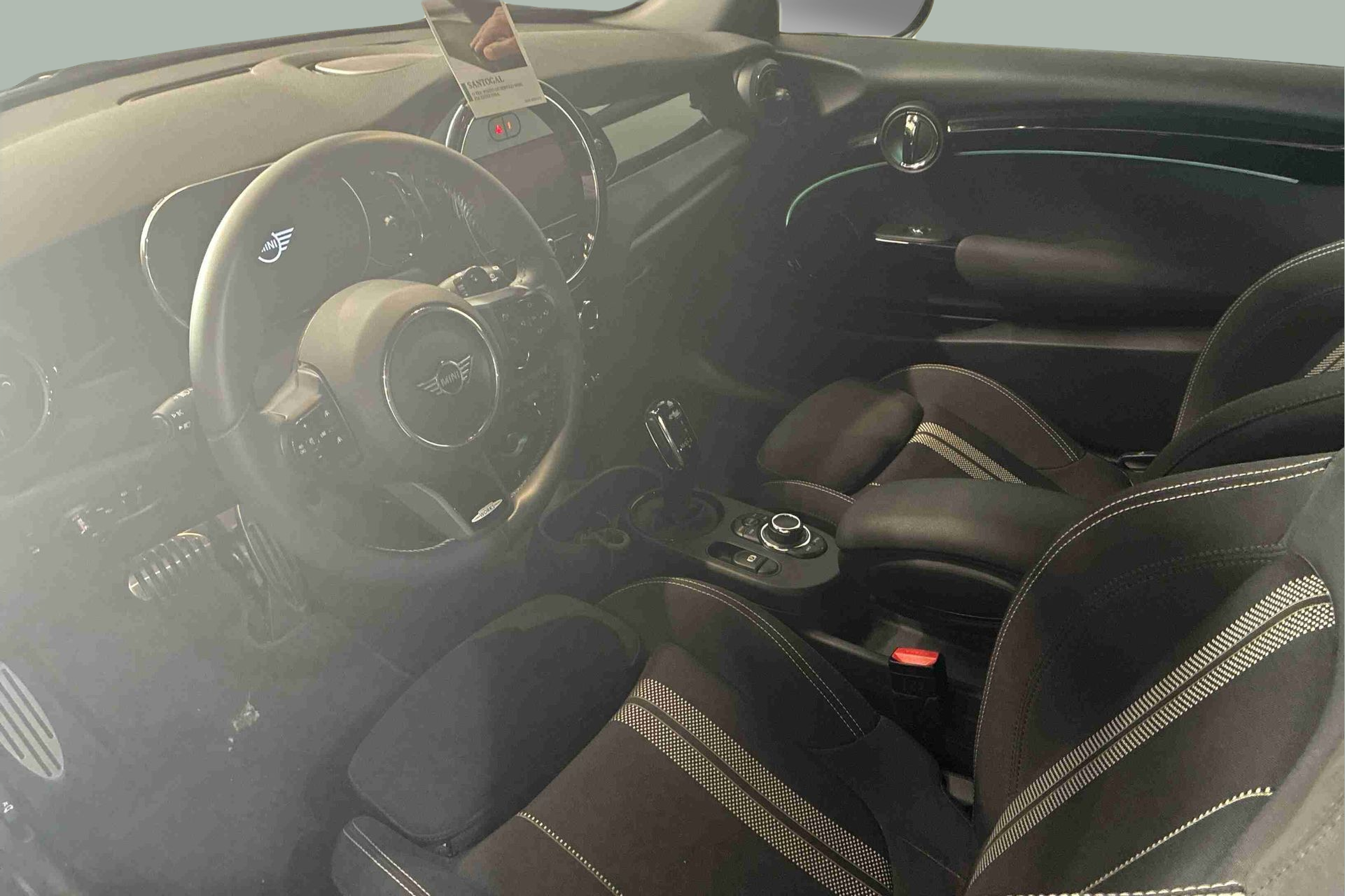 fotoG 5 del MINI MINI 3 Portas John Cooper Works 170 kW (231 CV) 231cv Gasolina de 2023 em Oeiras