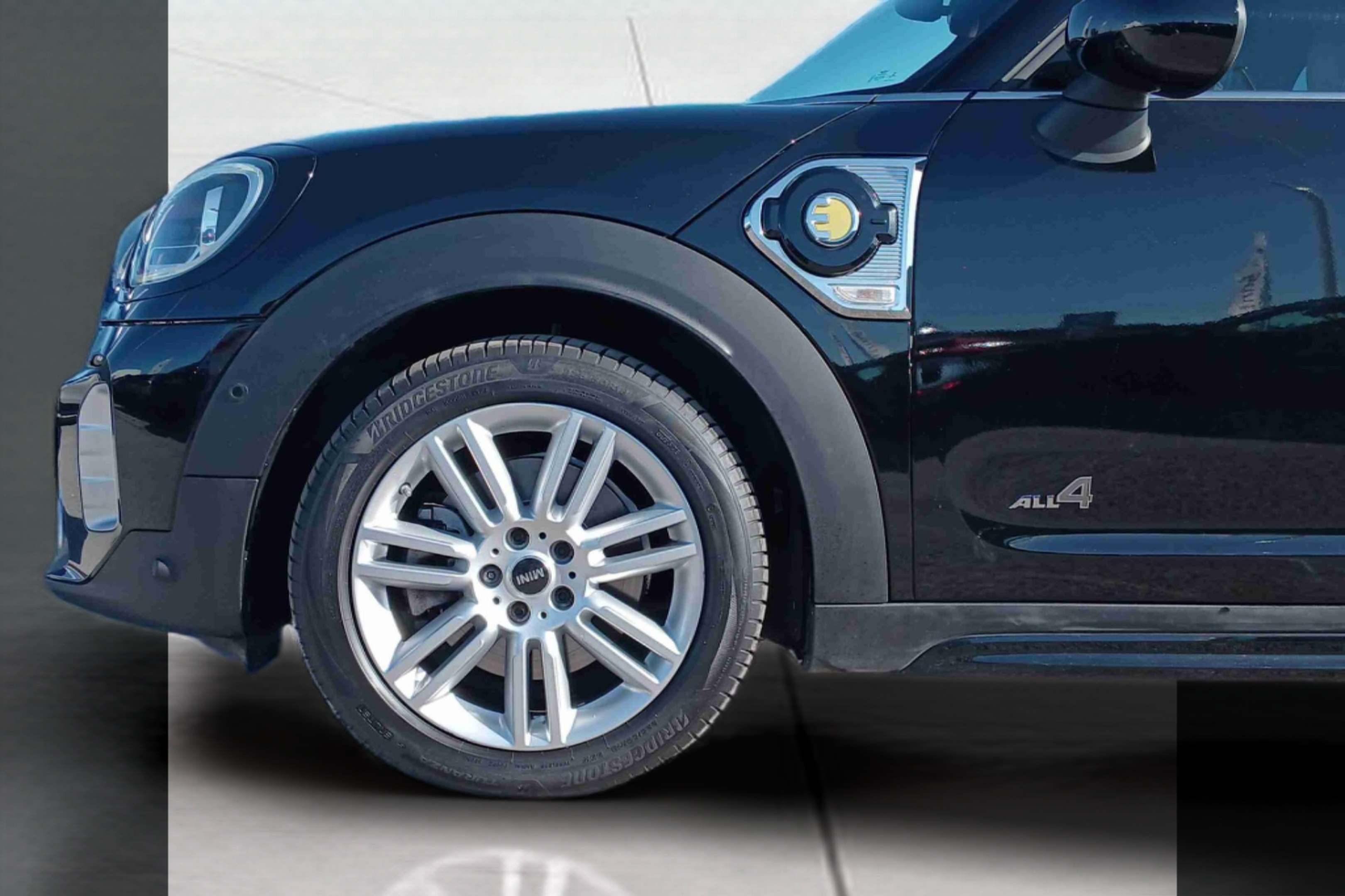 fotoG 5 del MINI MINI Countryman Cooper S E ALL4 162 kW (220 CV) 220cv Elétrico / Gasolina Híbrido de 2021 em Oeiras