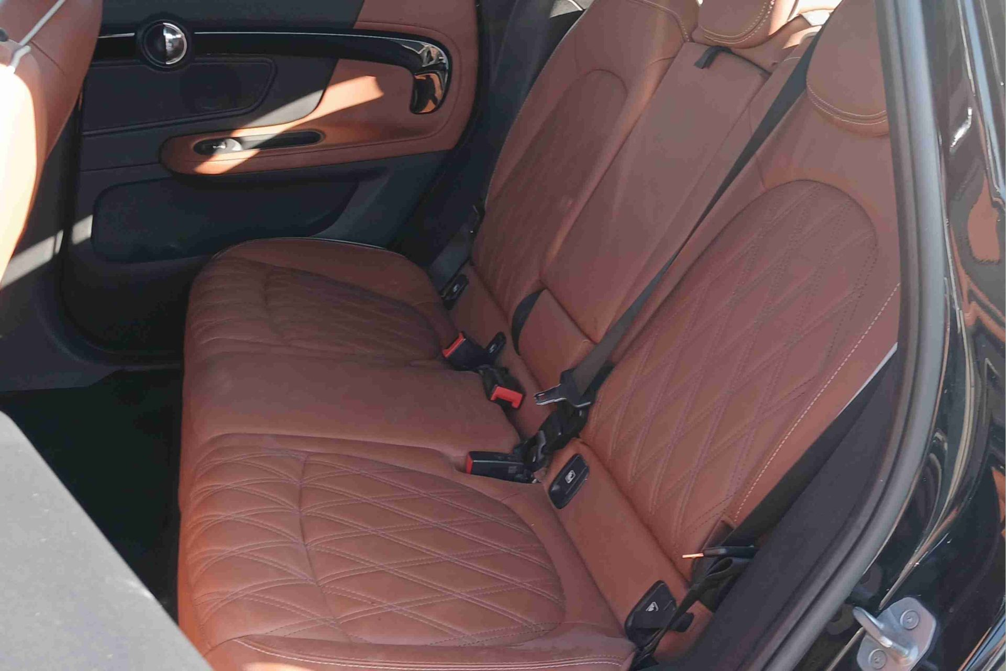 fotoG 9 del MINI MINI Countryman Cooper S E ALL4 162 kW (220 CV) 220cv Elétrico / Gasolina Híbrido de 2021 em Oeiras