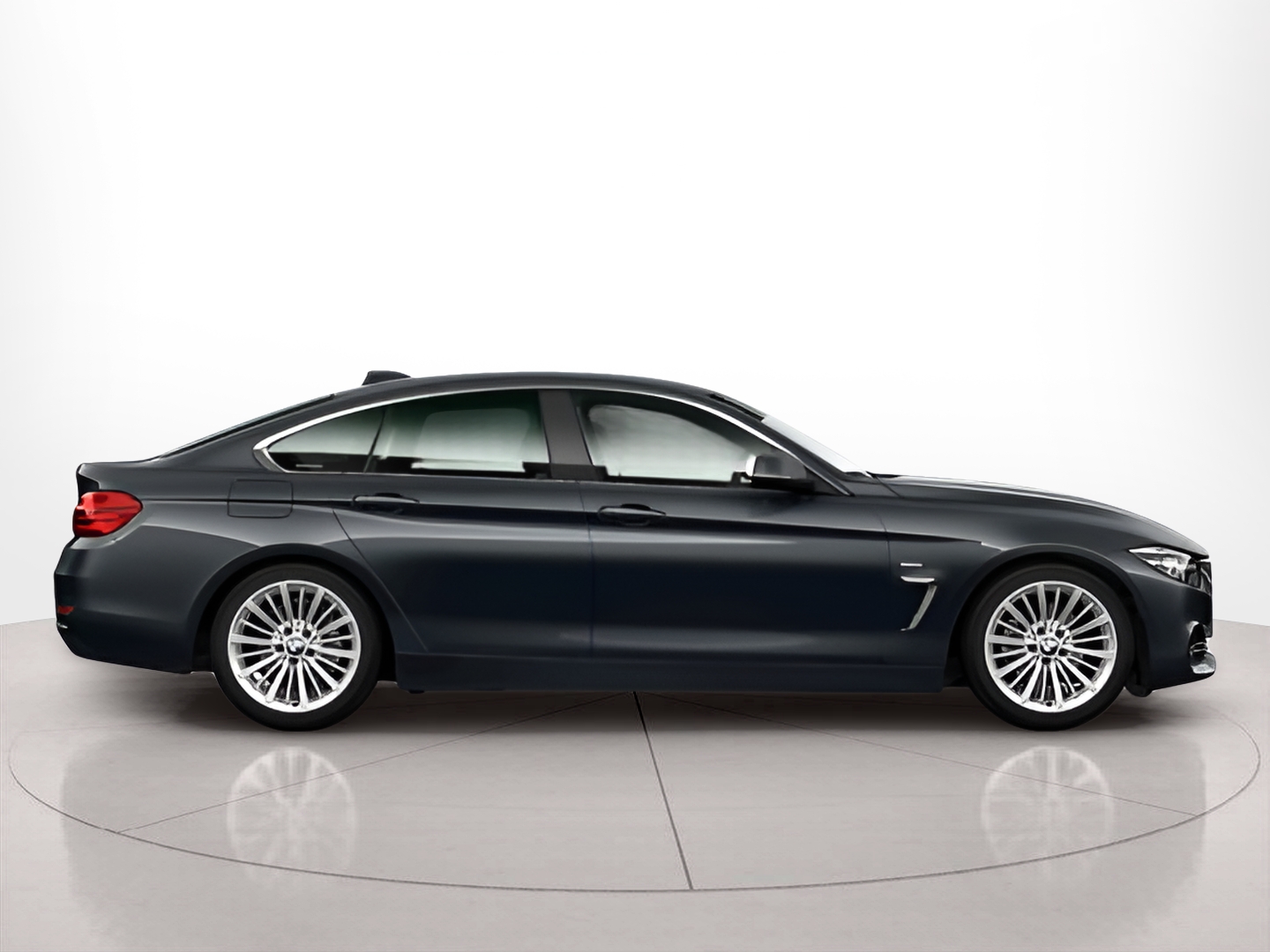 BMW Série 4 418d Gran Coupe color Gris. Año 2016. 105KW(143CV). Diesel. En concesionario Santogal Carnaxide de Oeiras