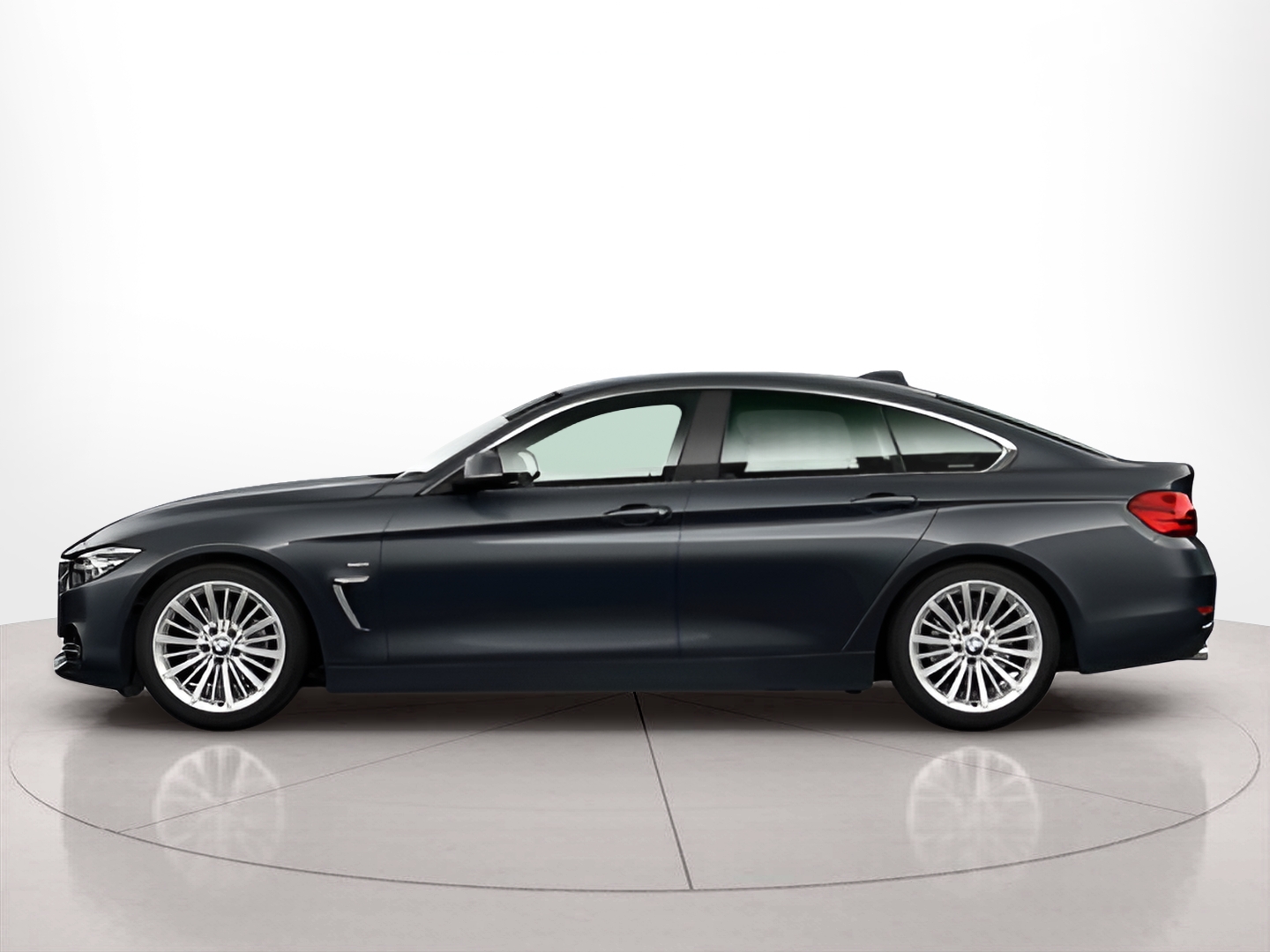 Fotos de BMW Série 4 418d Gran Coupe color Gris. Año 2016. 105KW(143CV). Diesel. En concesionario Santogal Carnaxide de Oeiras