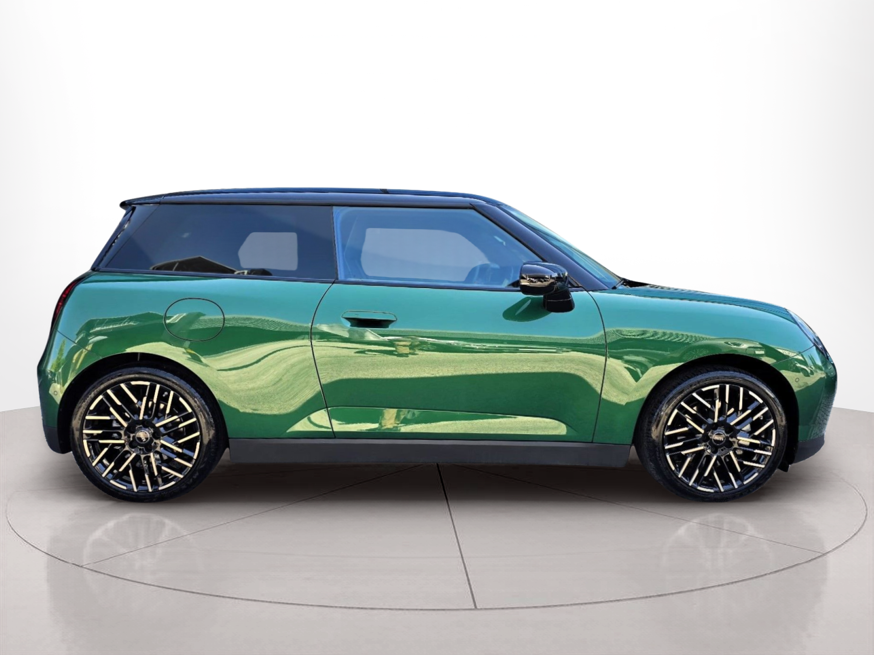 Fotos de MINI 3 Portas Cooper E 135 kW (184 CV)