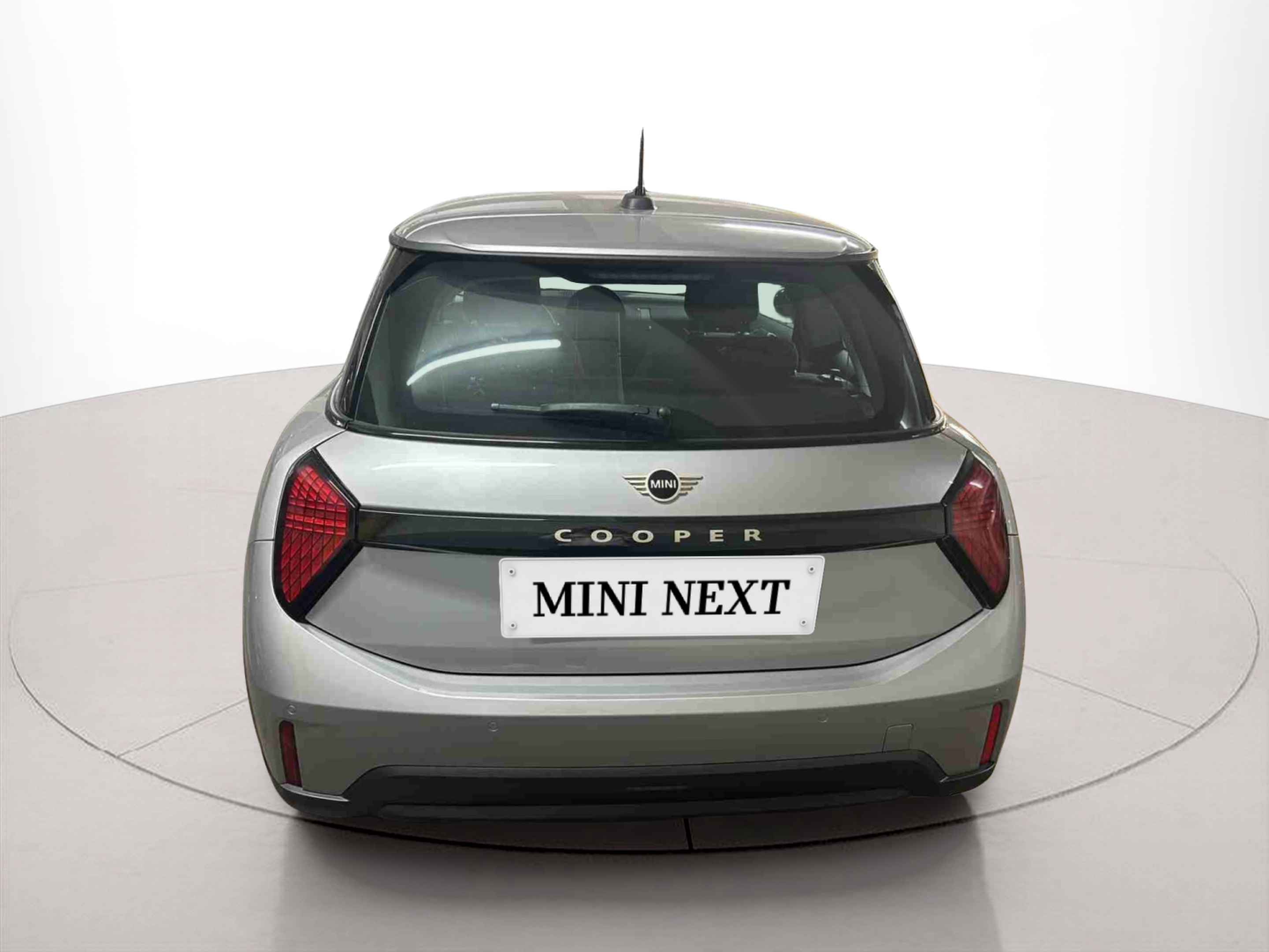 fotoG 3 del MINI MINI 3 Portas Cooper C 115 kW (156 CV) 156cv Gasolina de 2024 em Oeiras