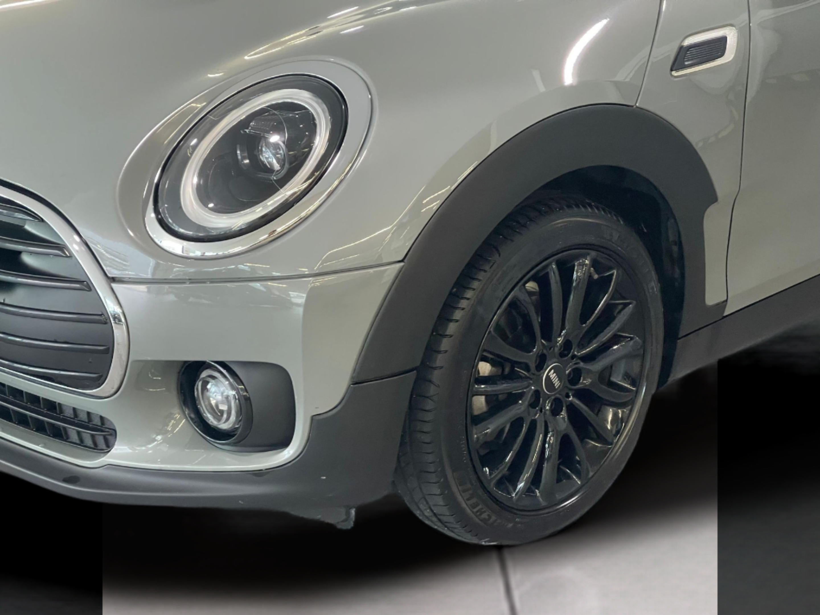 fotoG 5 del MINI MINI Clubman One D 85 kW (116 CV) 116cv Diesel de 2022 em Oeiras