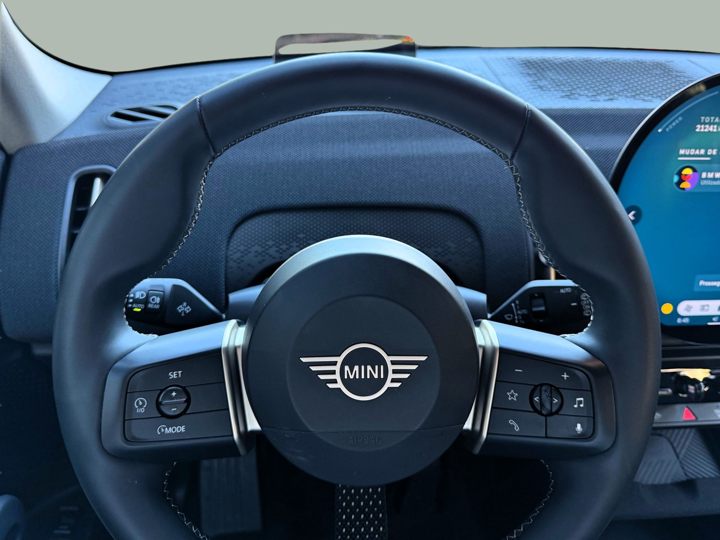 fotoG 13 del MINI Countryman Eléctrico E 150 kW (204 CV) 204cv Elétrico de 2024 em Oeiras