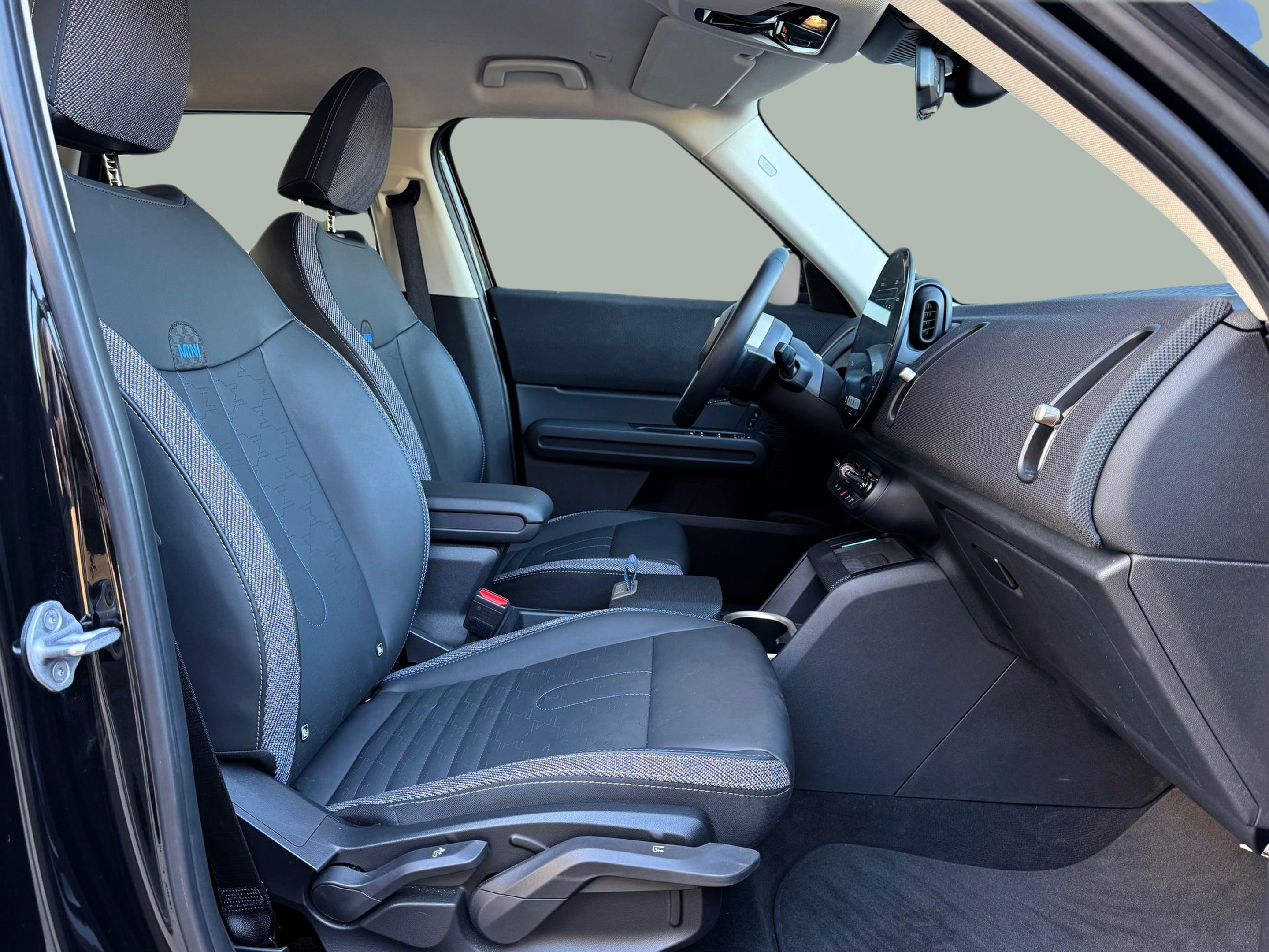 fotoG 7 del MINI Countryman Eléctrico E 150 kW (204 CV) 204cv Elétrico de 2024 em Oeiras