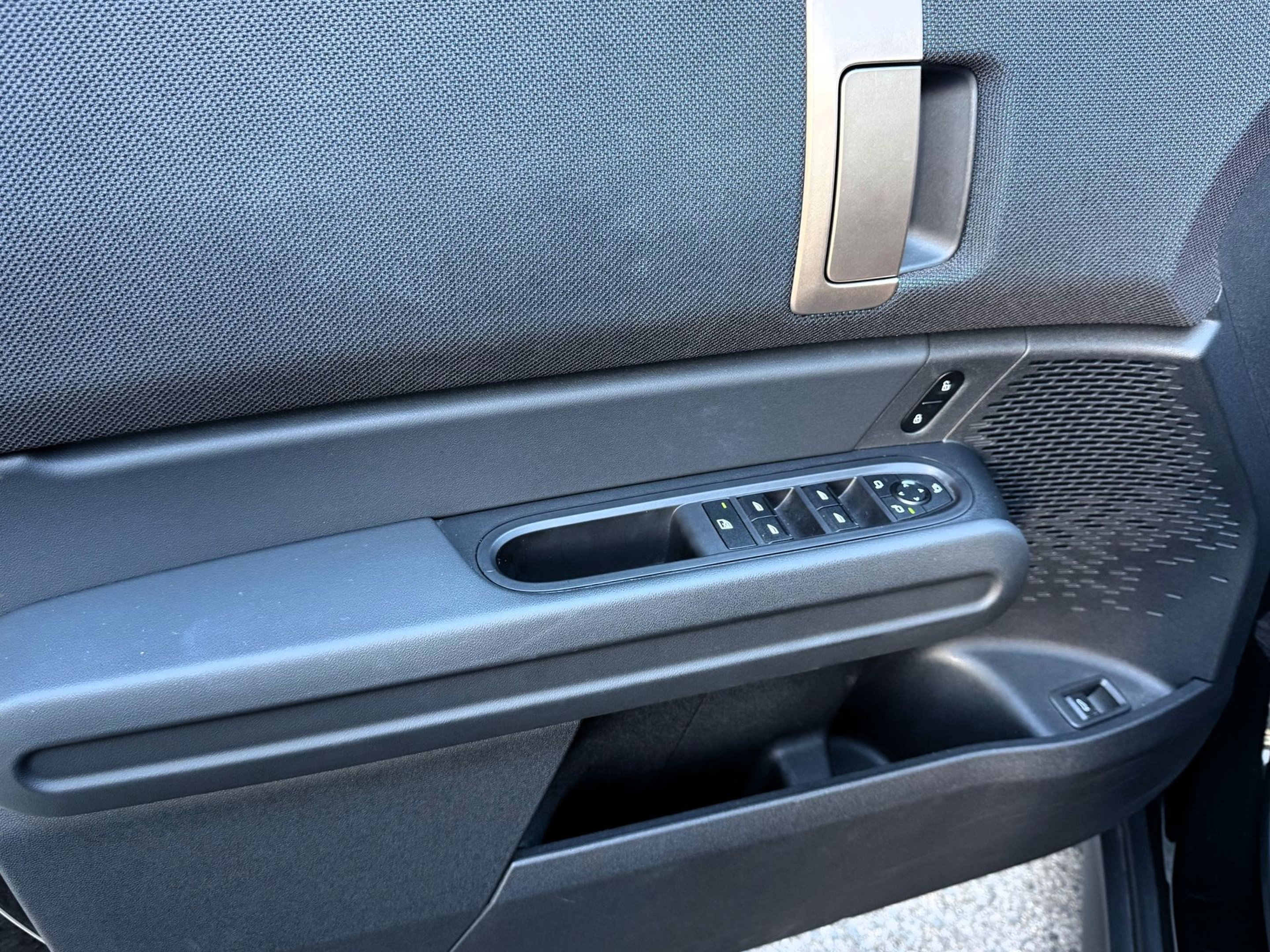 fotoG 11 del MINI Countryman Eléctrico E 150 kW (204 CV) 204cv Elétrico de 2024 em Oeiras