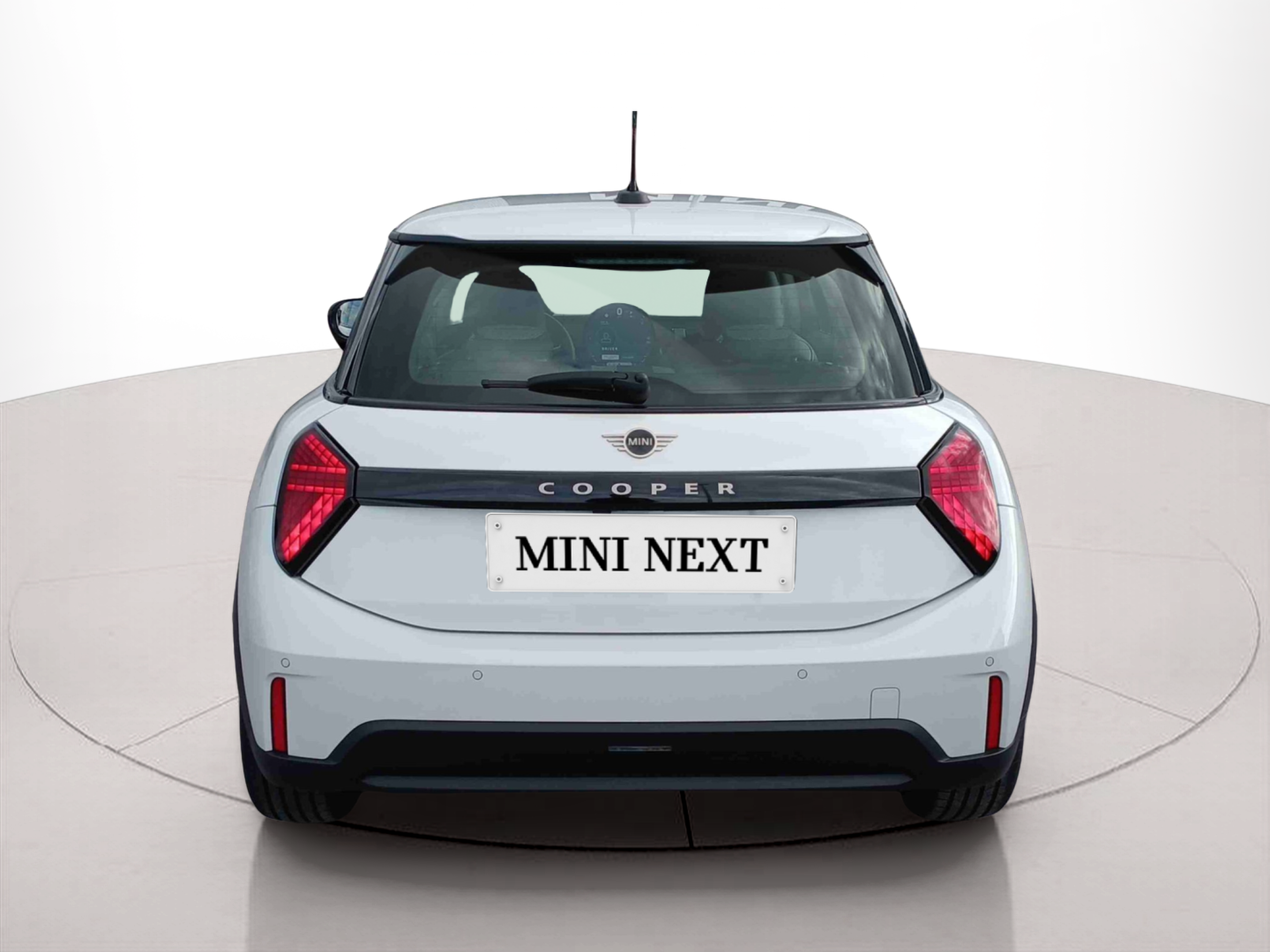 fotoG 3 del MINI MINI 3 Portas Cooper C 115 kW (156 CV) 156cv Gasolina de 2024 em Oeiras