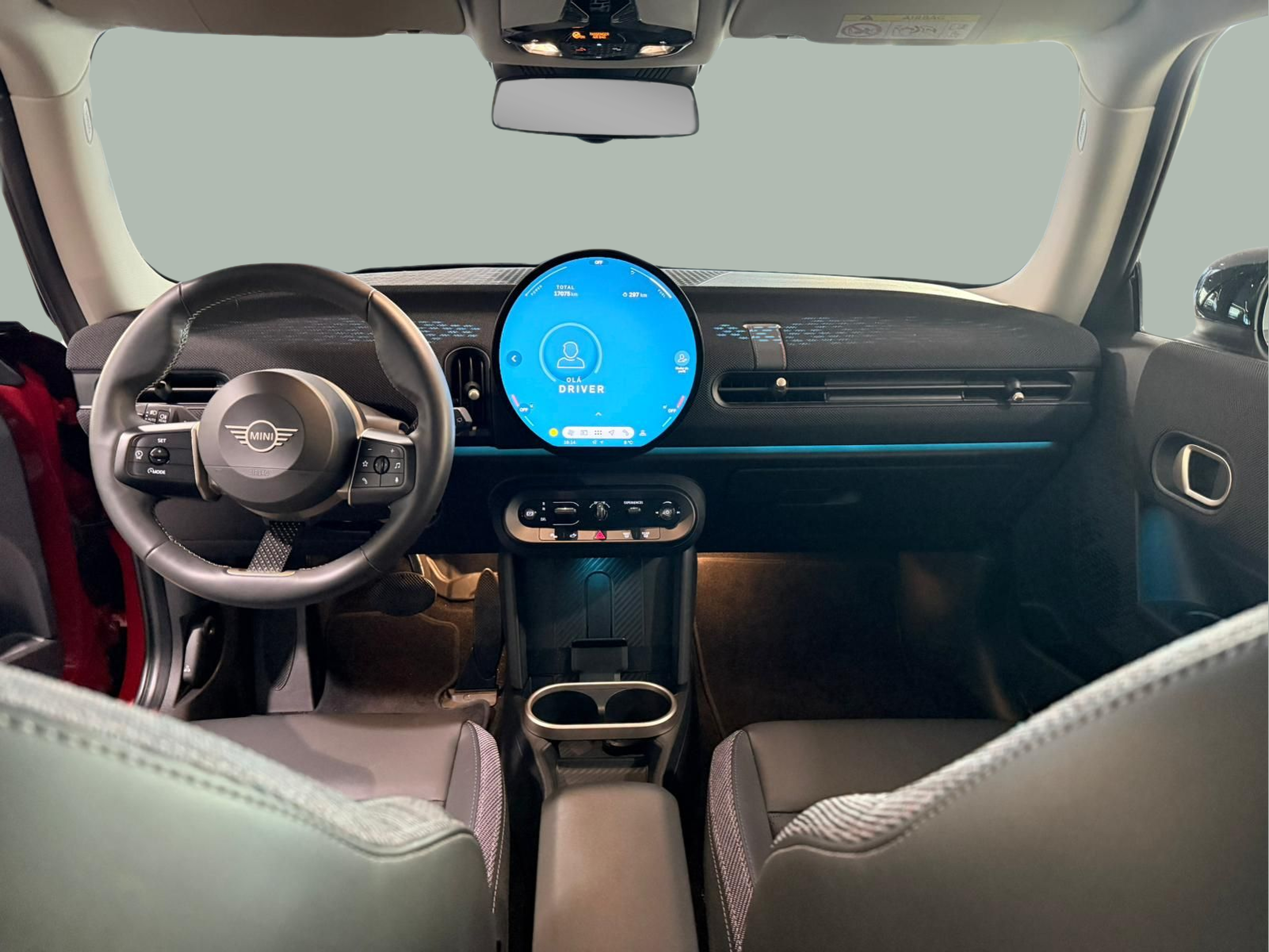 fotoG 7 del MINI MINI 3 Portas Cooper C 115 kW (156 CV) 156cv Gasolina de 2024 em Oeiras