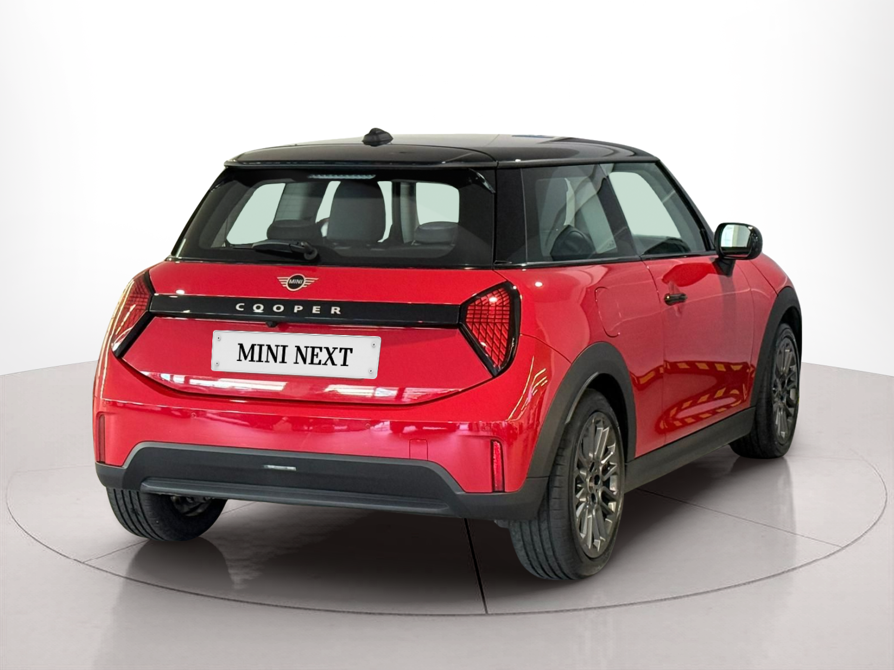 fotoG 4 del MINI MINI 3 Portas Cooper C 115 kW (156 CV) 156cv Gasolina de 2024 em Oeiras