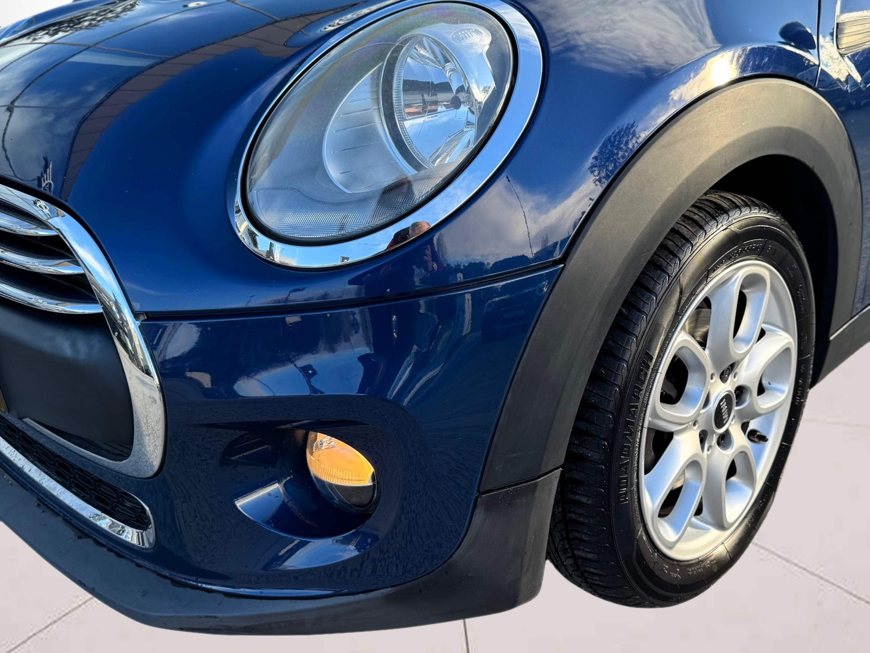 fotoG 5 del MINI MINI 5 Portas One 75 kW (102 CV) 102cv Gasolina de 2018 em Oeiras