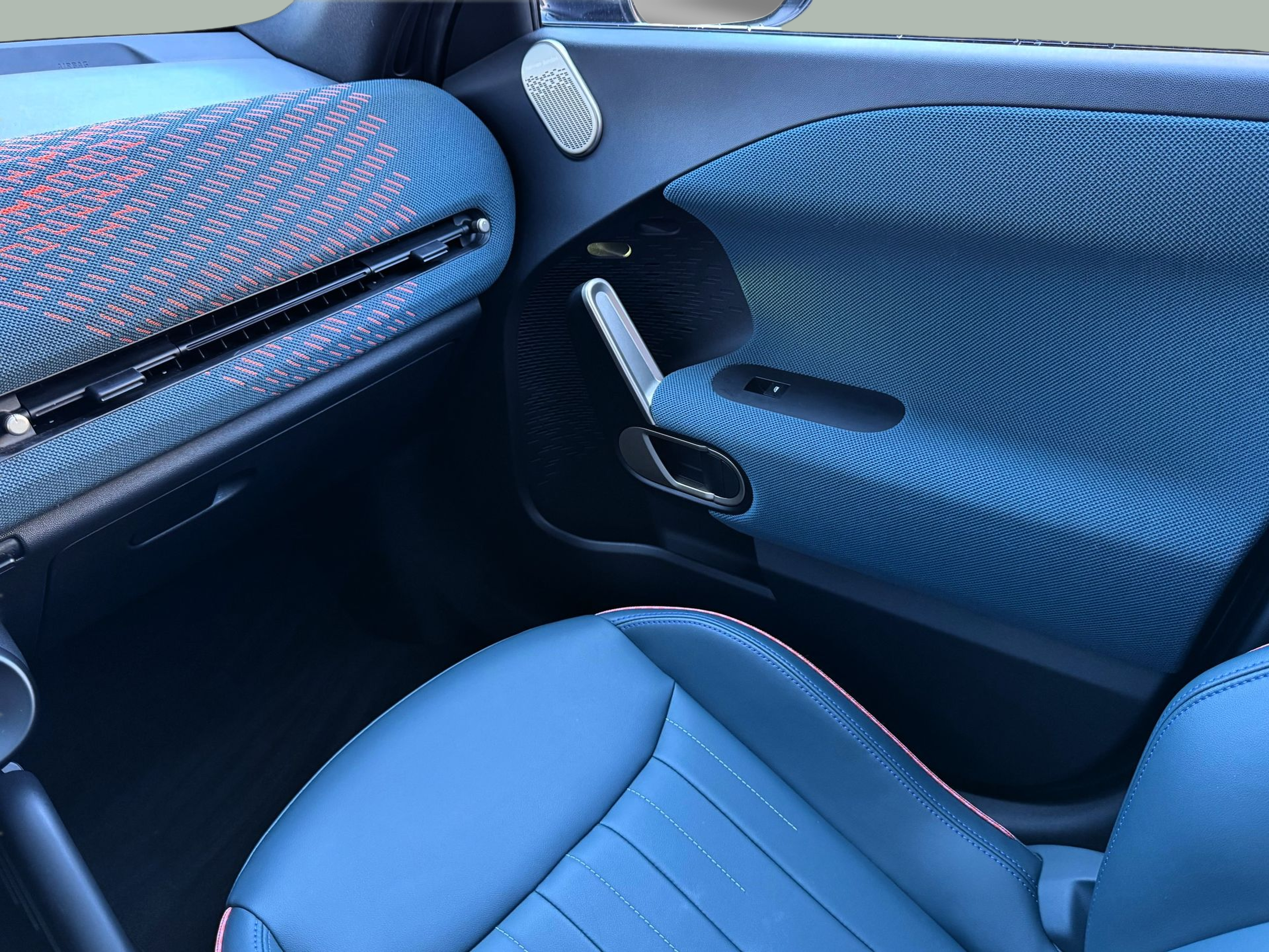 fotoG 18 del mini MINI Aceman SE 160 kW (218 CV) 218cv Elétrico de 2024 em Oeiras