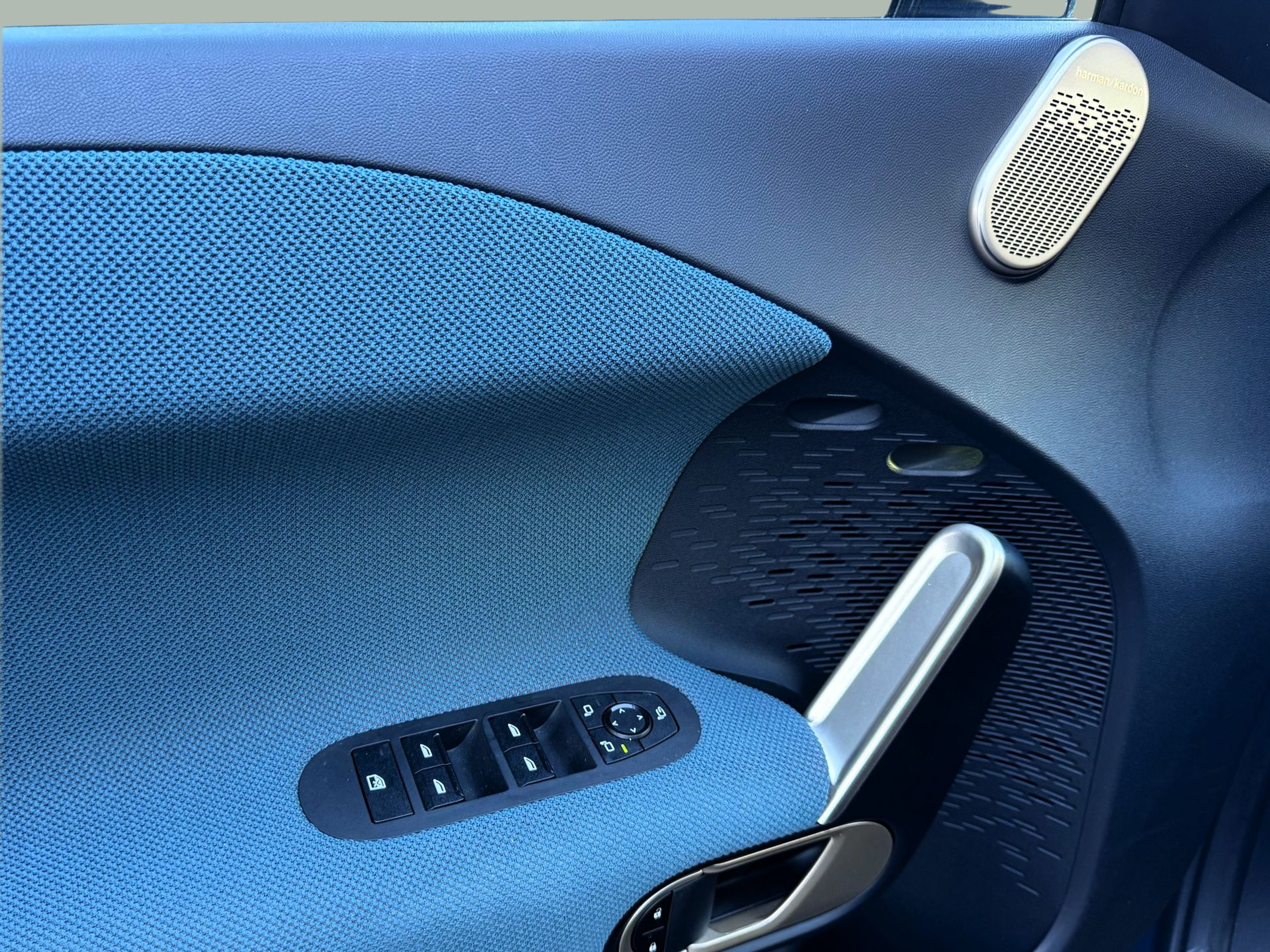 fotoG 12 del mini MINI Aceman SE 160 kW (218 CV) 218cv Elétrico de 2024 em Oeiras