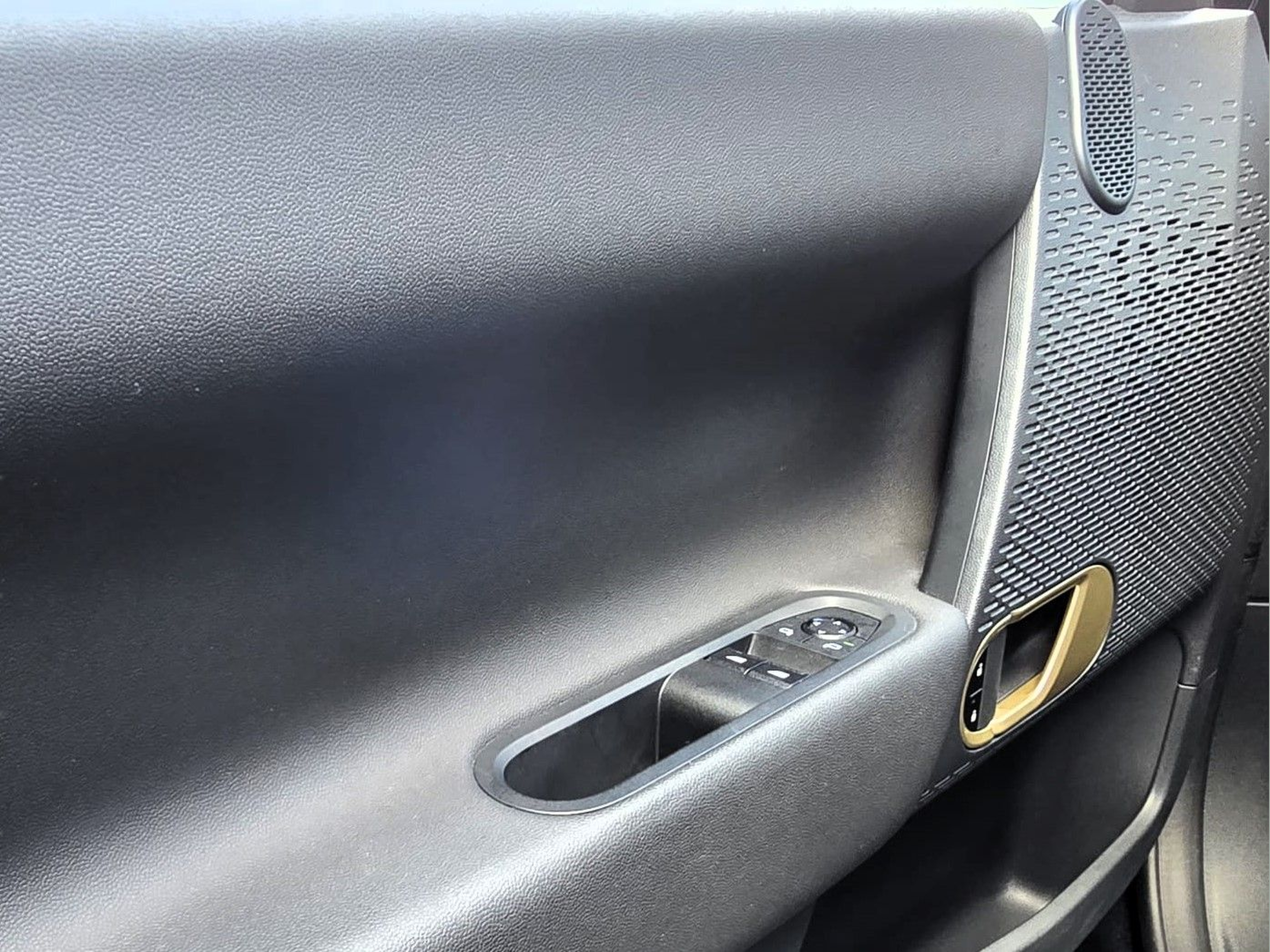 fotoG 11 del MINI MINI 3 Portas Cooper S E 160 kW (218 CV) 218cv Elétrico de 2024 em Oeiras