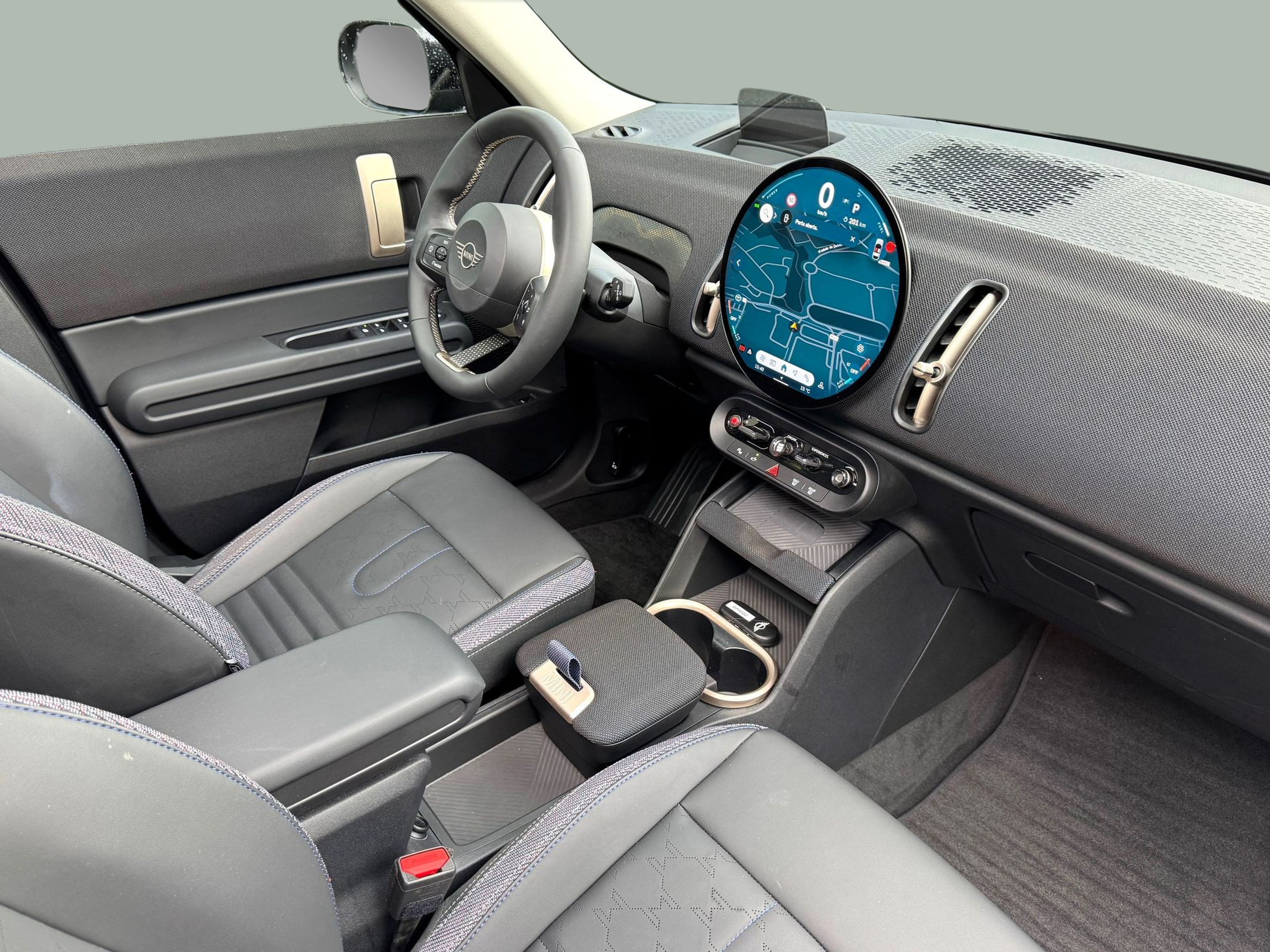 fotoG 6 del MINI MINI Clubman 2.0 D 120 kW (163 CV) 163cv Diesel de 2024 em Oeiras