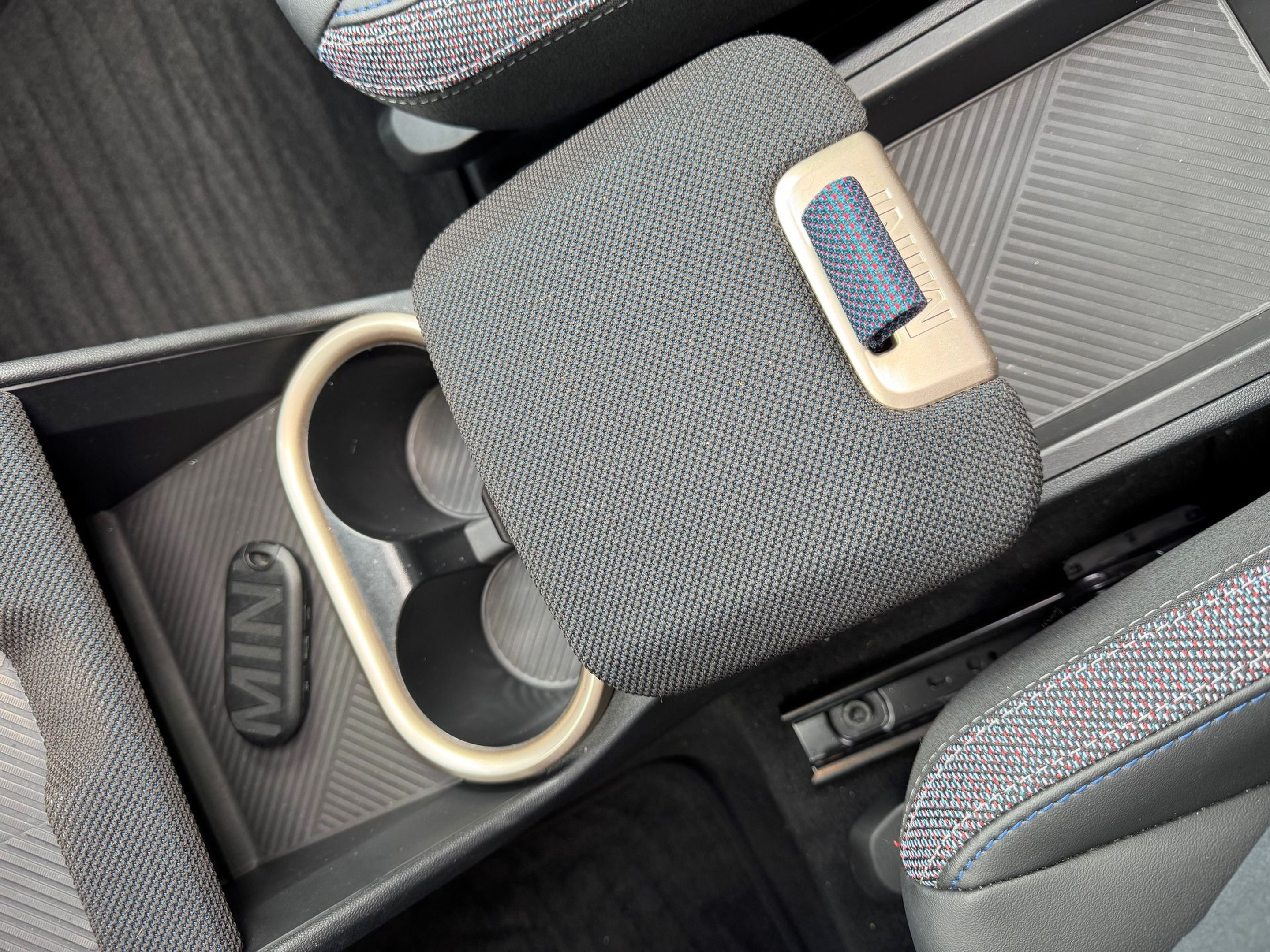 fotoG 18 del MINI MINI Clubman 2.0 D 120 kW (163 CV) 163cv Diesel de 2024 em Oeiras