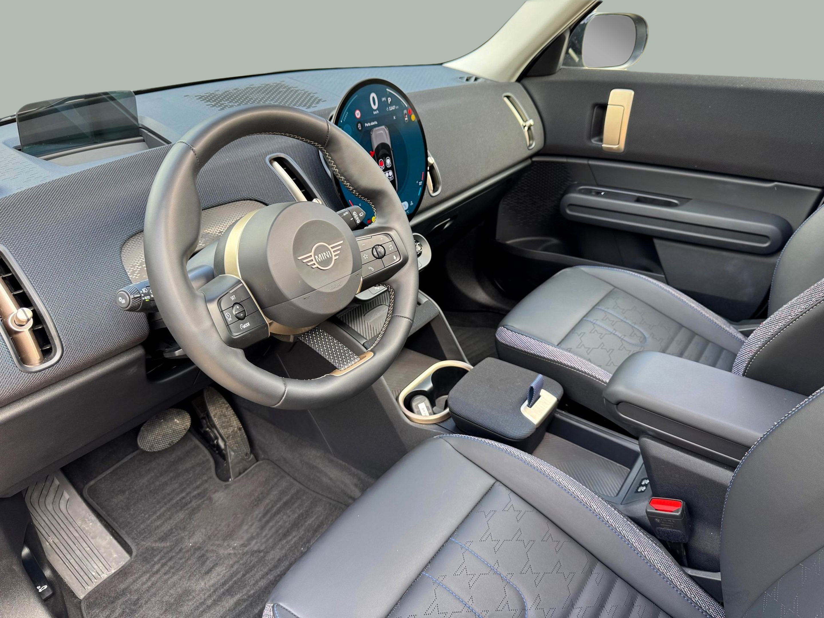 fotoG 12 del MINI MINI Countryman D 120 kW (163 CV) 163cv Diesel de 2025 em Oeiras