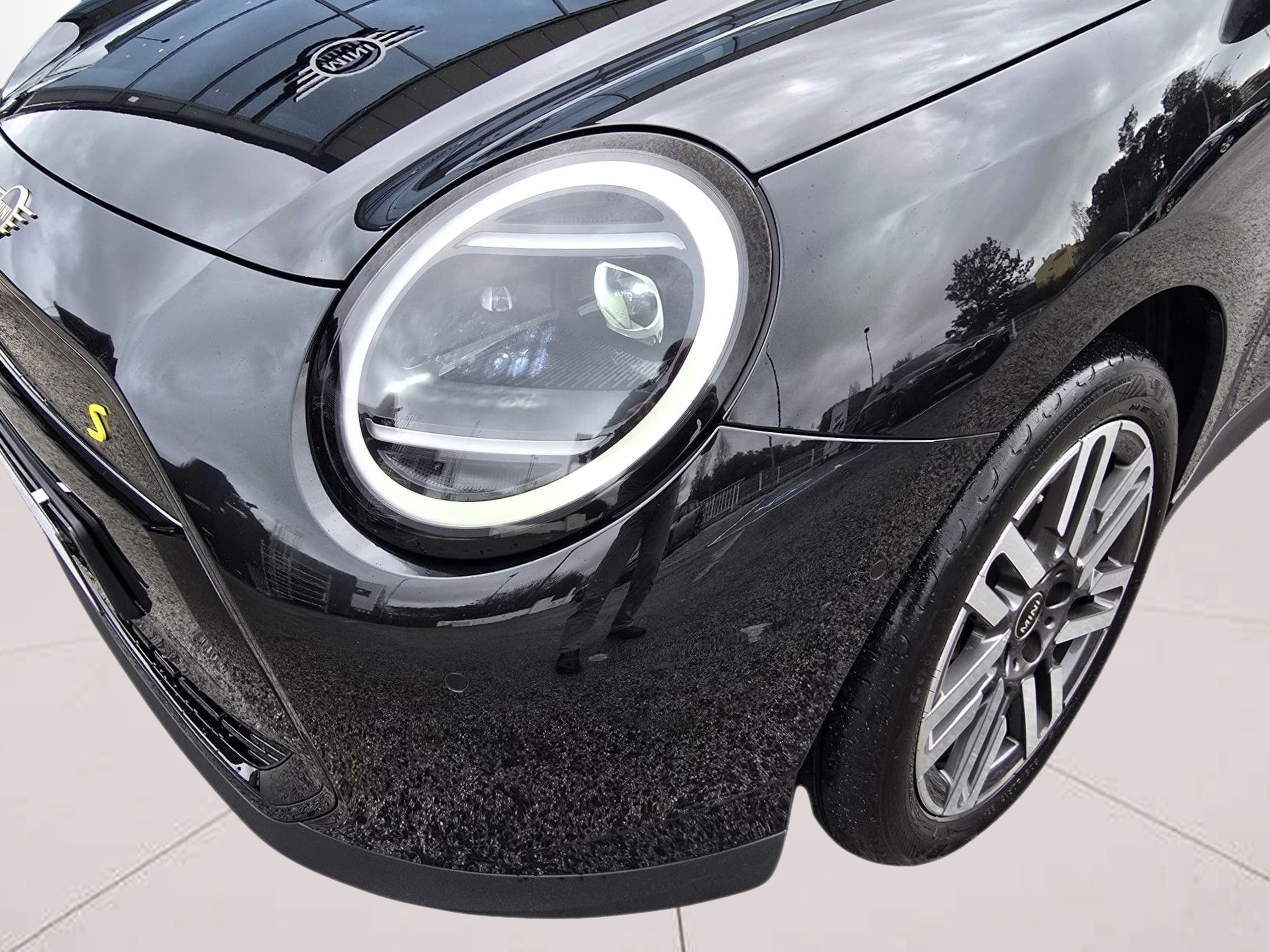 fotoG 5 del MINI MINI 3 Portas Cooper S E 160 kW (218 CV) 218cv Elétrico de 2024 em Oeiras