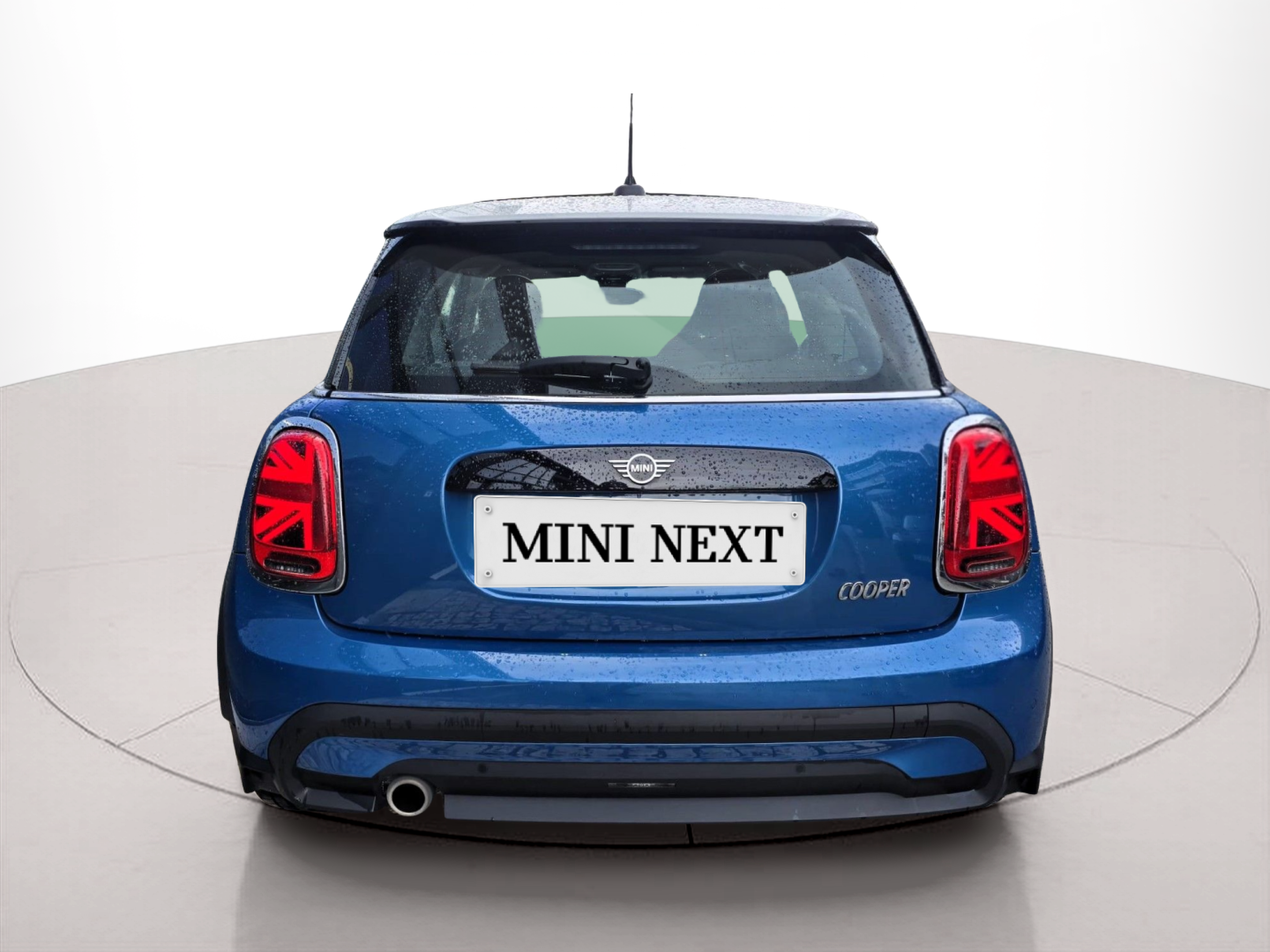 fotoG 4 del MINI MINI 3 Portas Cooper 100 kW (136 CV) 136cv Gasolina de 2023 em Oeiras