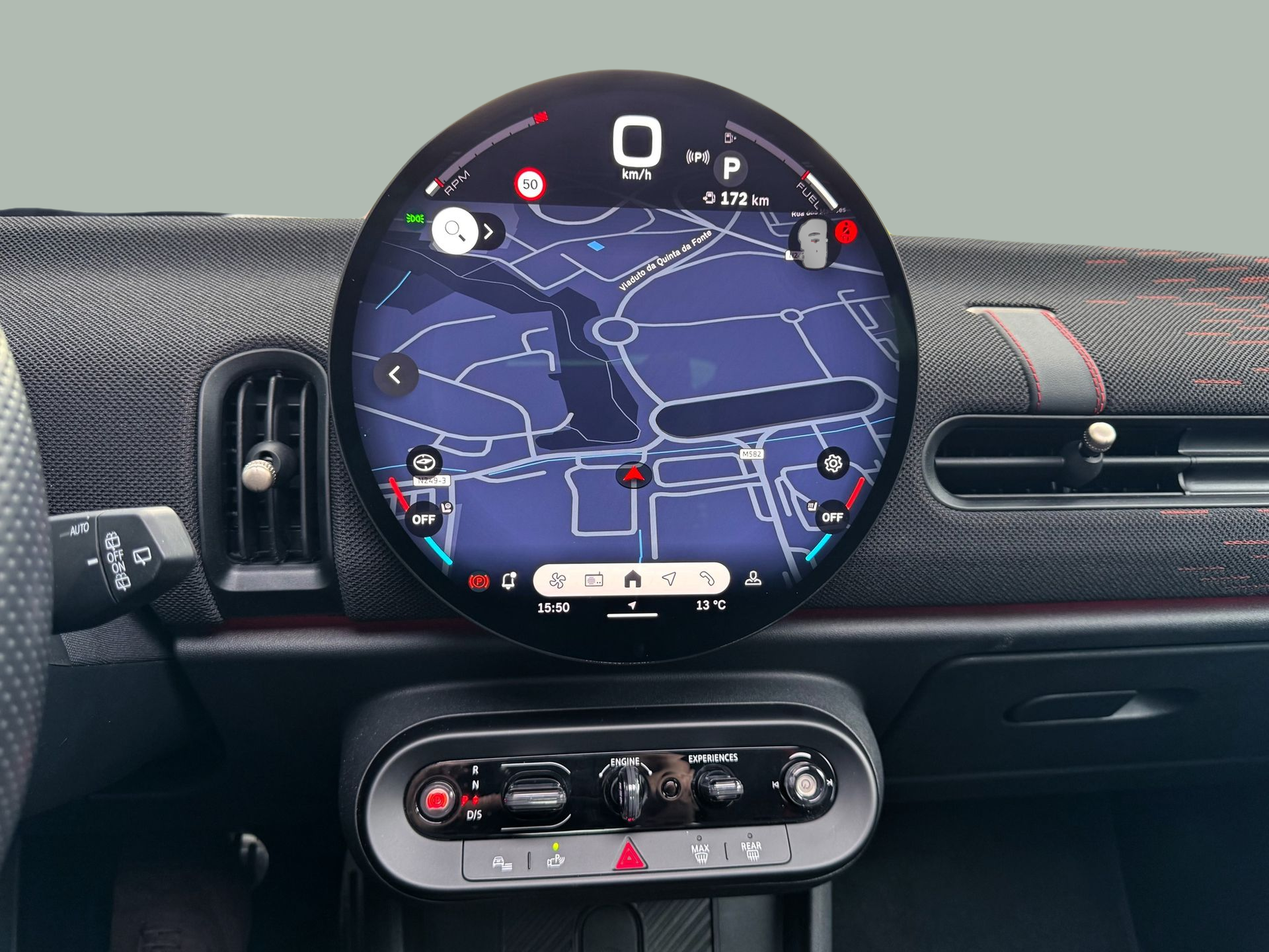 fotoG 14 del MINI MINI 3 Portas John Cooper Works 170 kW (231 CV) 231cv Gasolina de 2025 em Oeiras