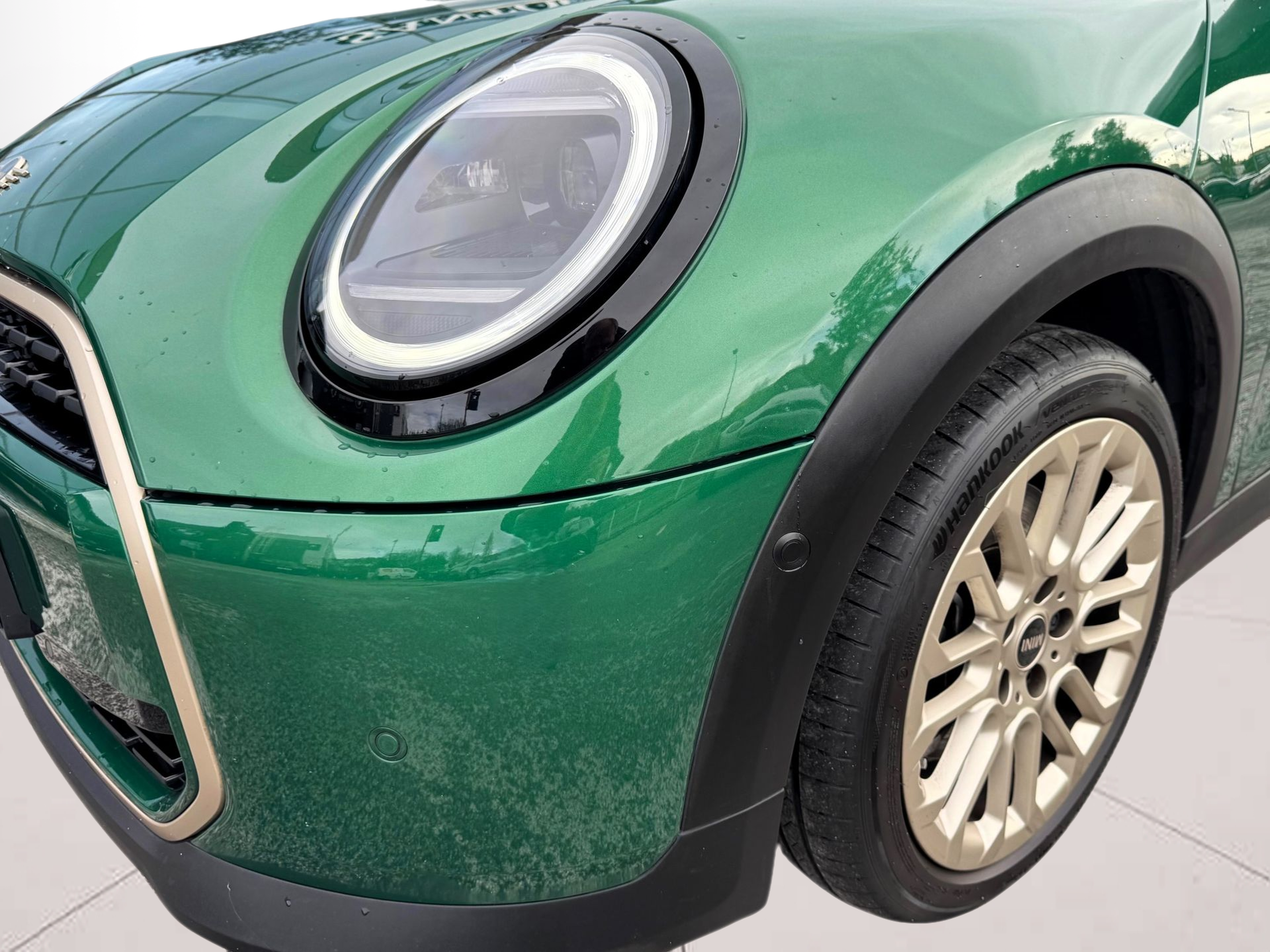 fotoG 5 del MINI MINI 3 Portas Cooper C 115 kW (156 CV) 156cv Gasolina de 2024 em Oeiras