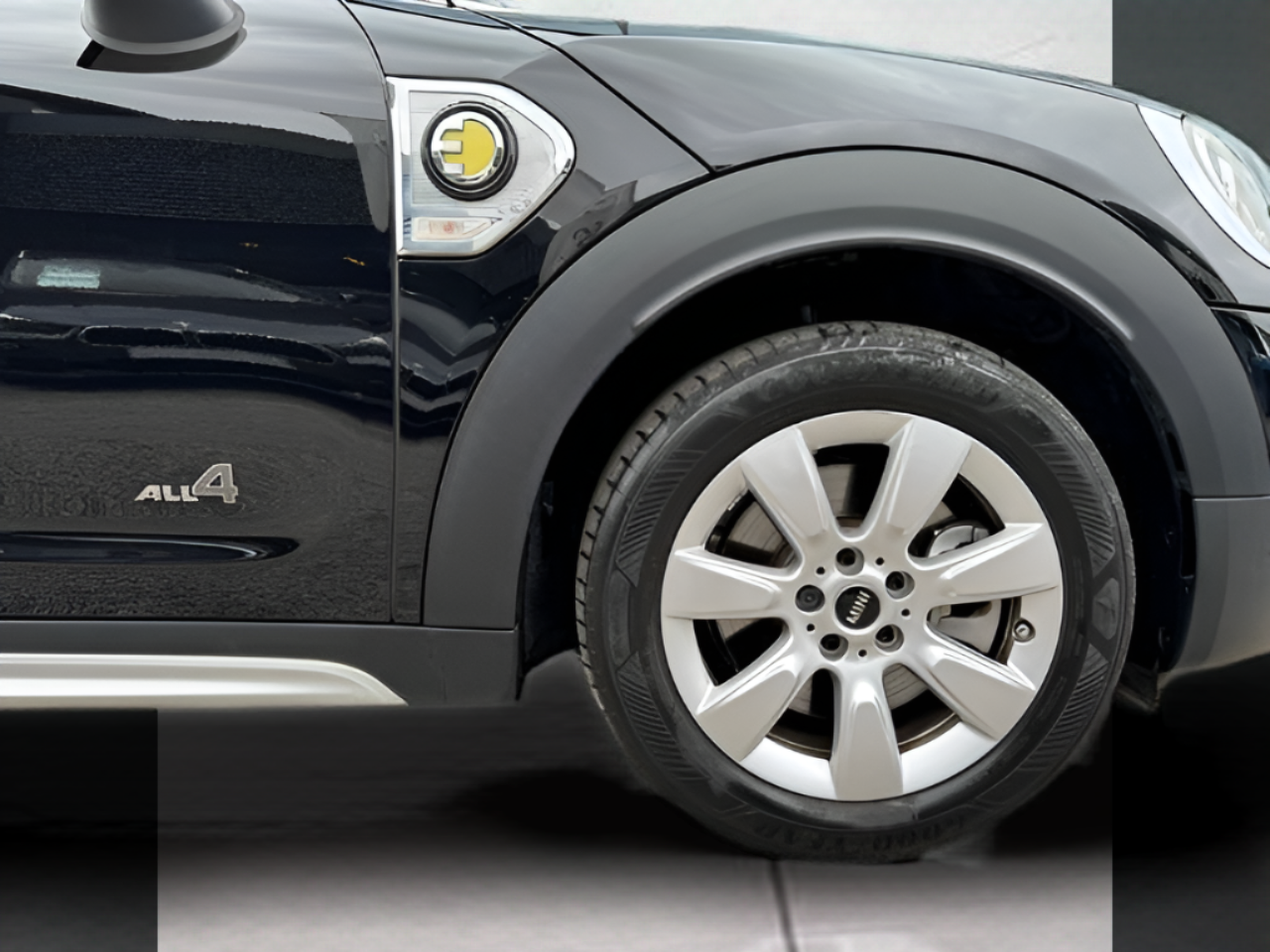 fotoG 4 del MINI MINI Countryman Cooper S E ALL4 162 kW (220 CV) 220cv Elétrico / Gasolina Híbrido de 2022 em Oeiras