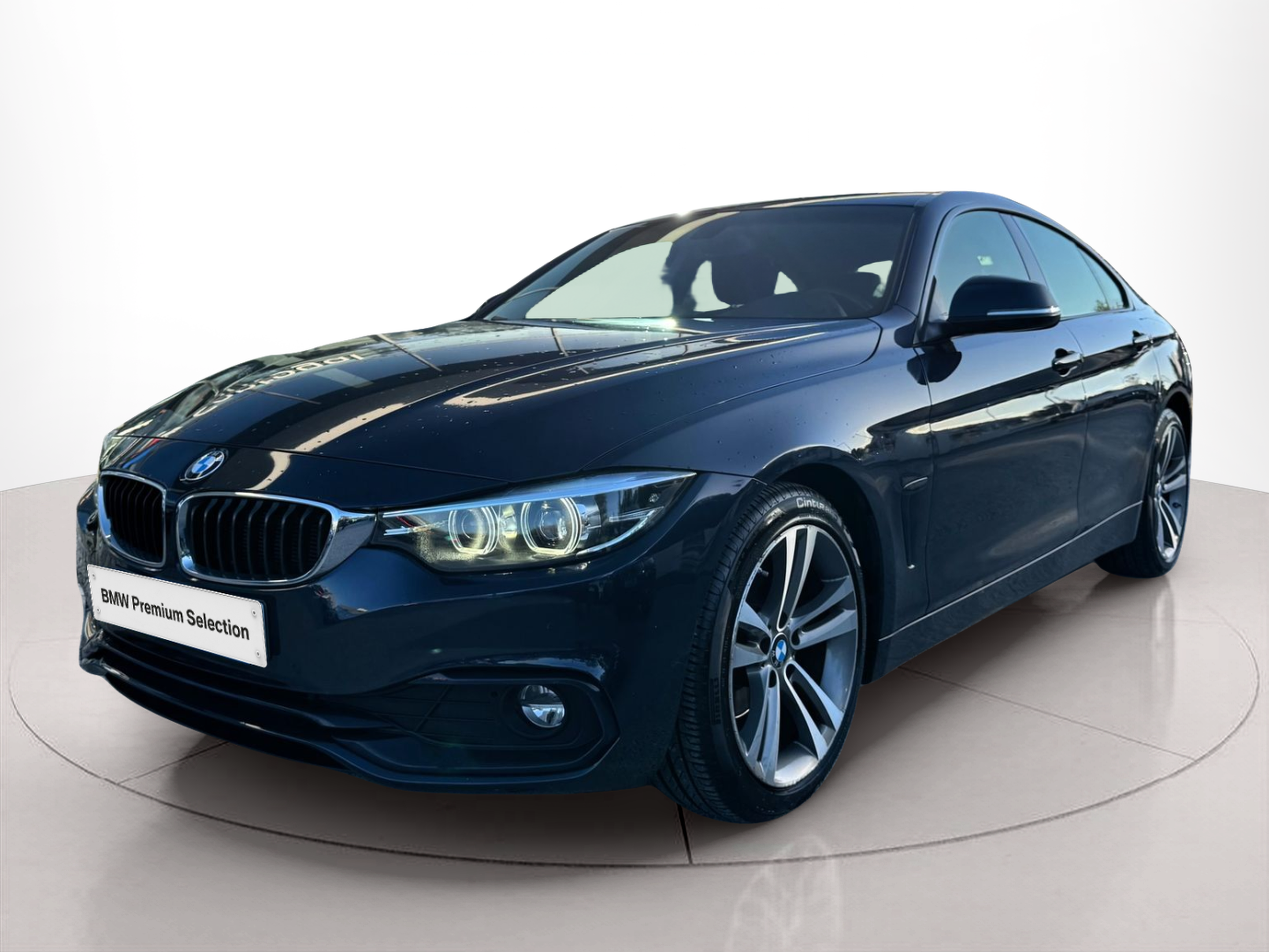 Fotos de BMW Série 4 418d Gran Coupe color Azul. Año 2019. 110KW(150CV). Diesel. En concesionario Santogal Oeiras de Oeiras