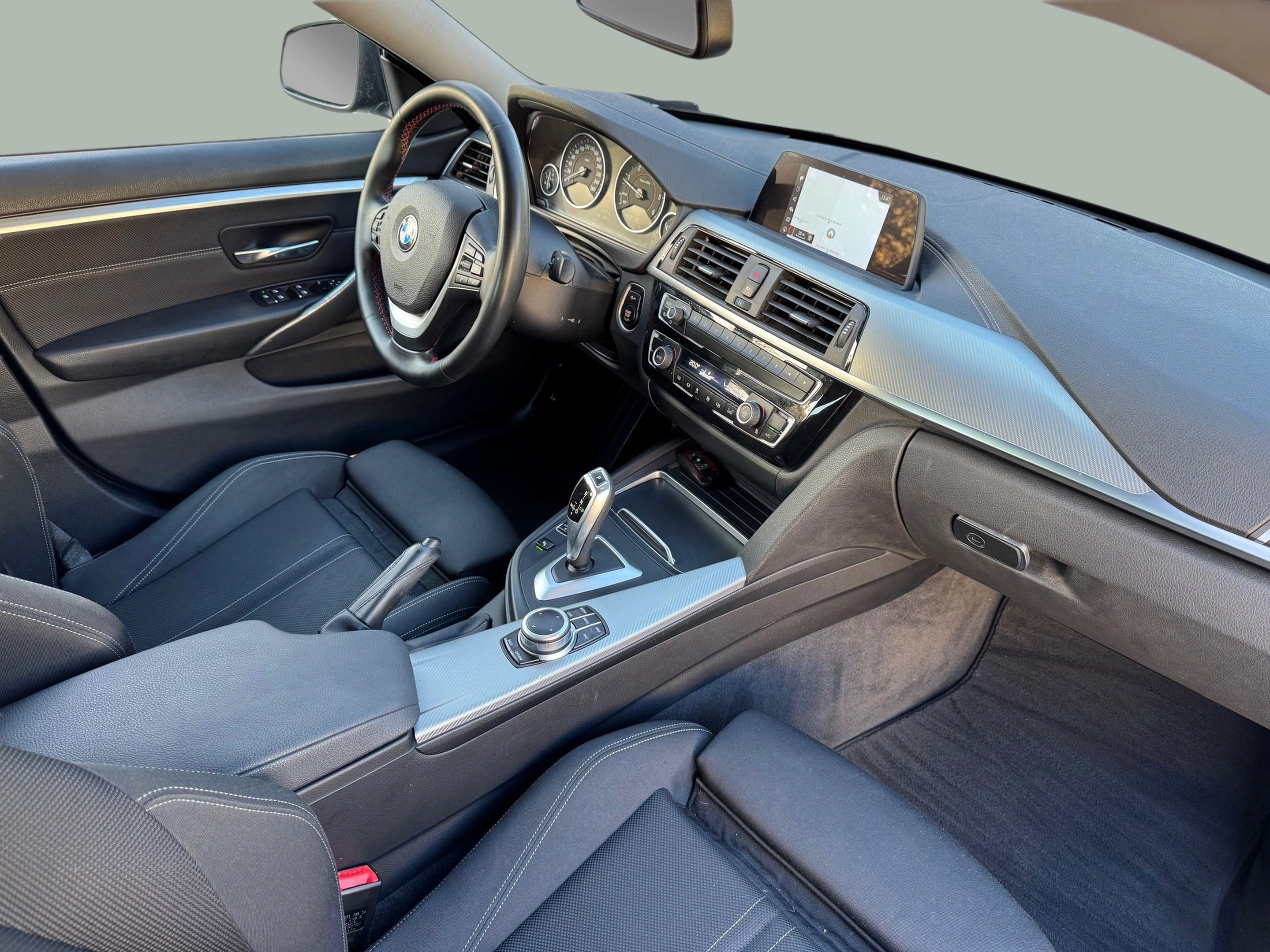 BMW Série 4 418d Gran Coupe color Azul. Año 2019. 110KW(150CV). Diesel. En concesionario Santogal Oeiras de Oeiras