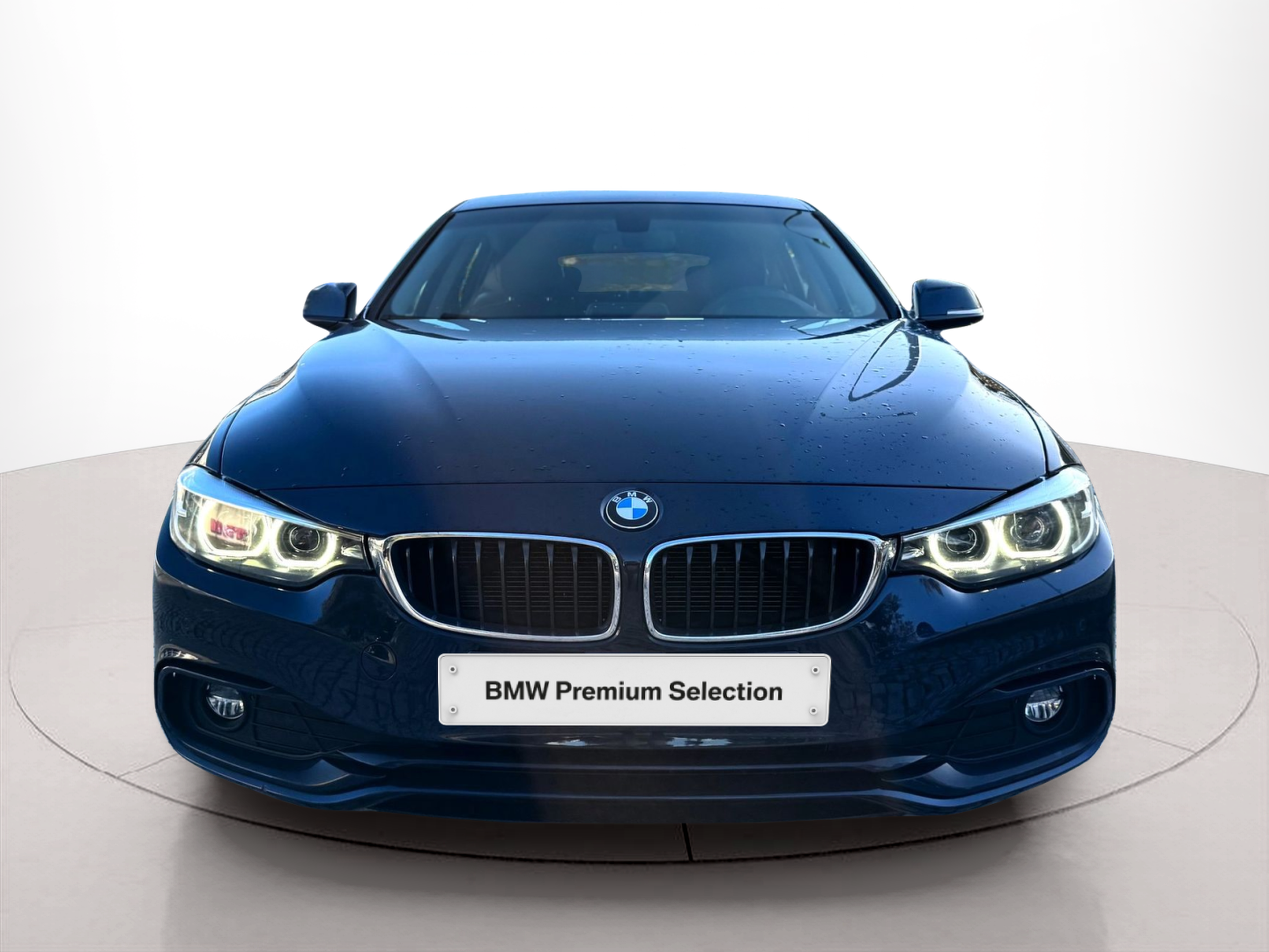 Fotos de BMW Série 4 418d Gran Coupe color Azul. Año 2019. 110KW(150CV). Diesel. En concesionario Santogal Oeiras de Oeiras