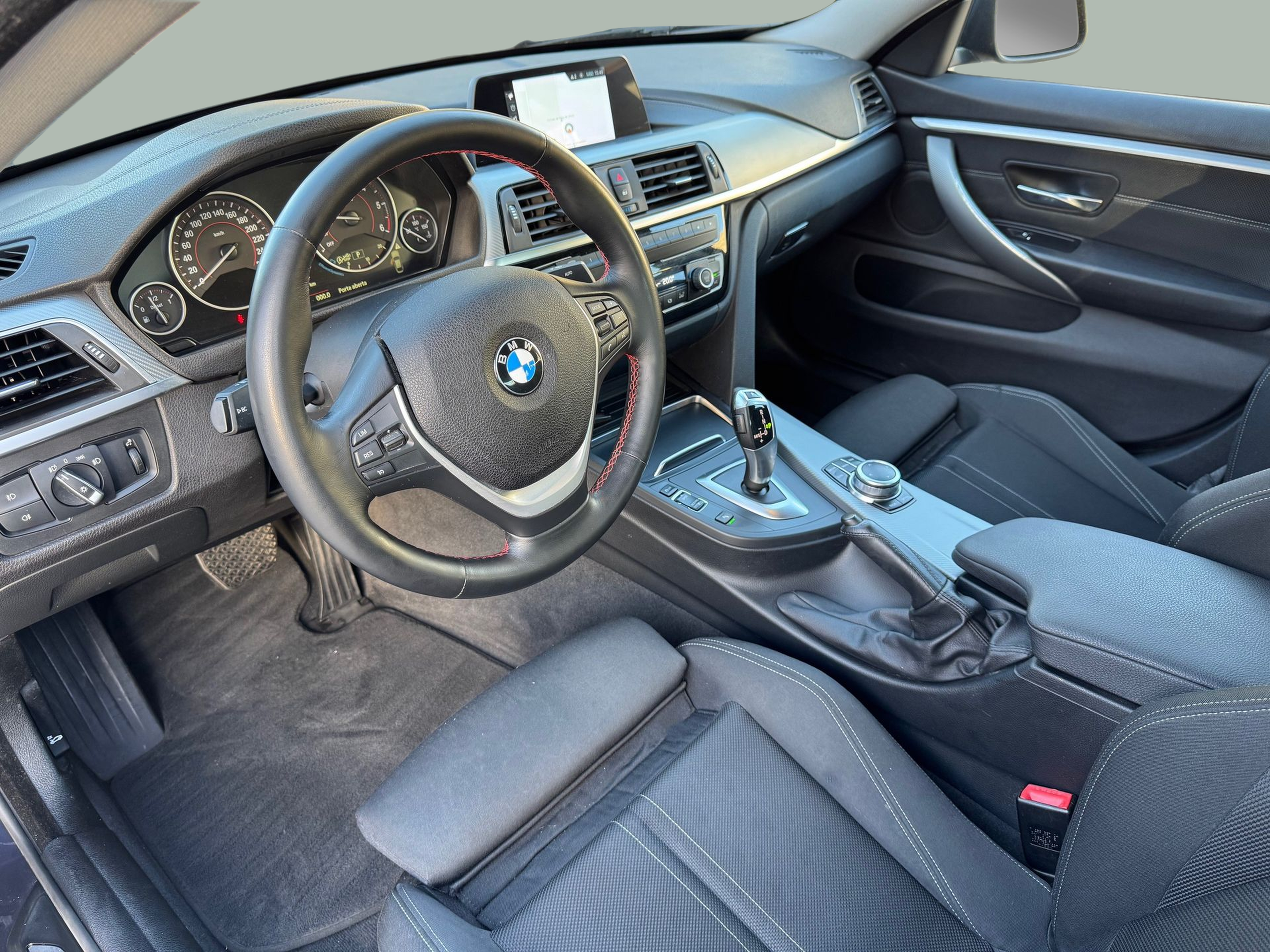 BMW Série 4 418d Gran Coupe color Azul. Año 2019. 110KW(150CV). Diesel. En concesionario Santogal Oeiras de Oeiras