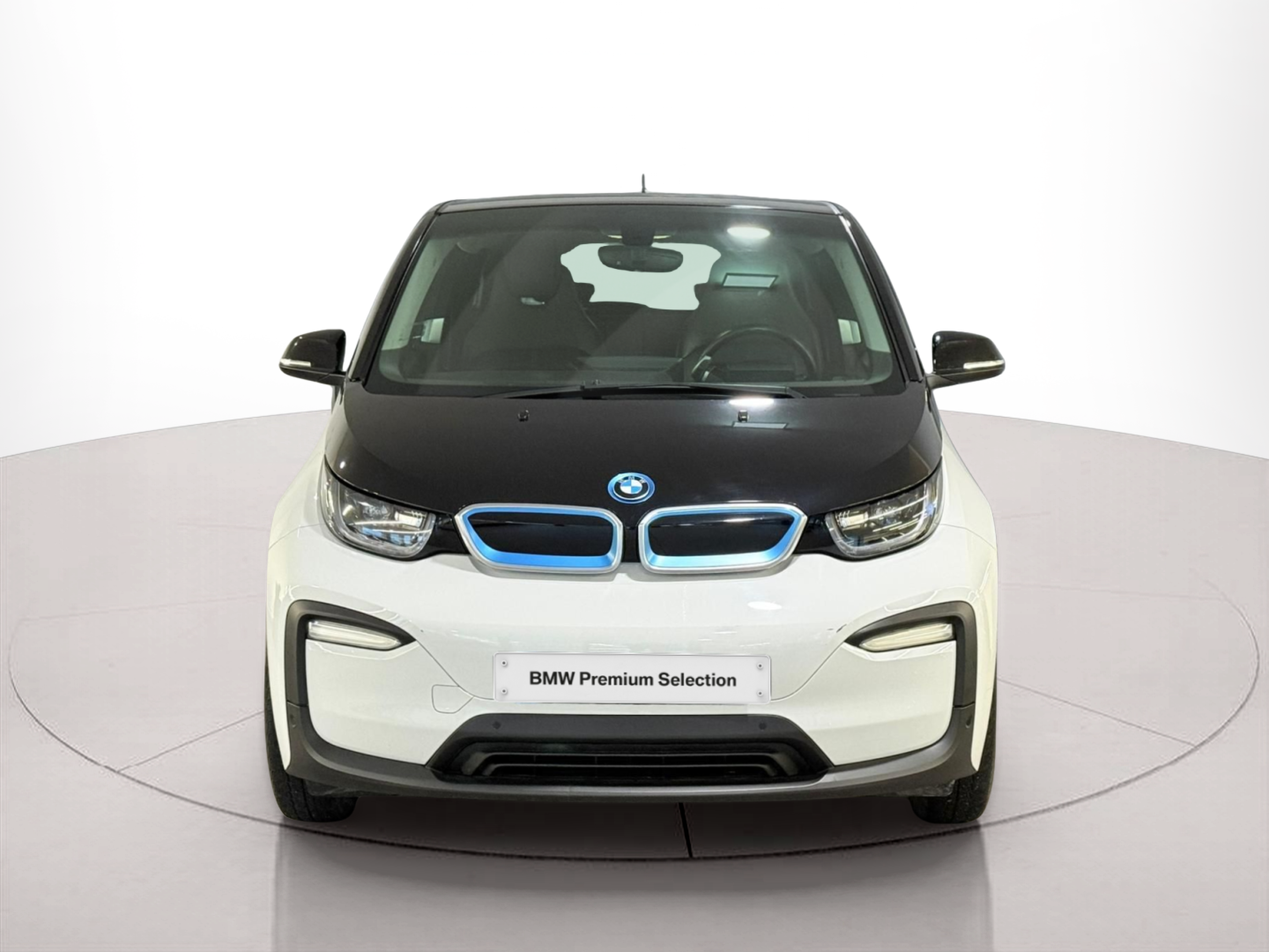 Fotos de BMW i3 i3 120Ah color Blanco. Año 2019. 125KW(170CV). Elétrico. En concesionario Santogal Carnaxide de Oeiras