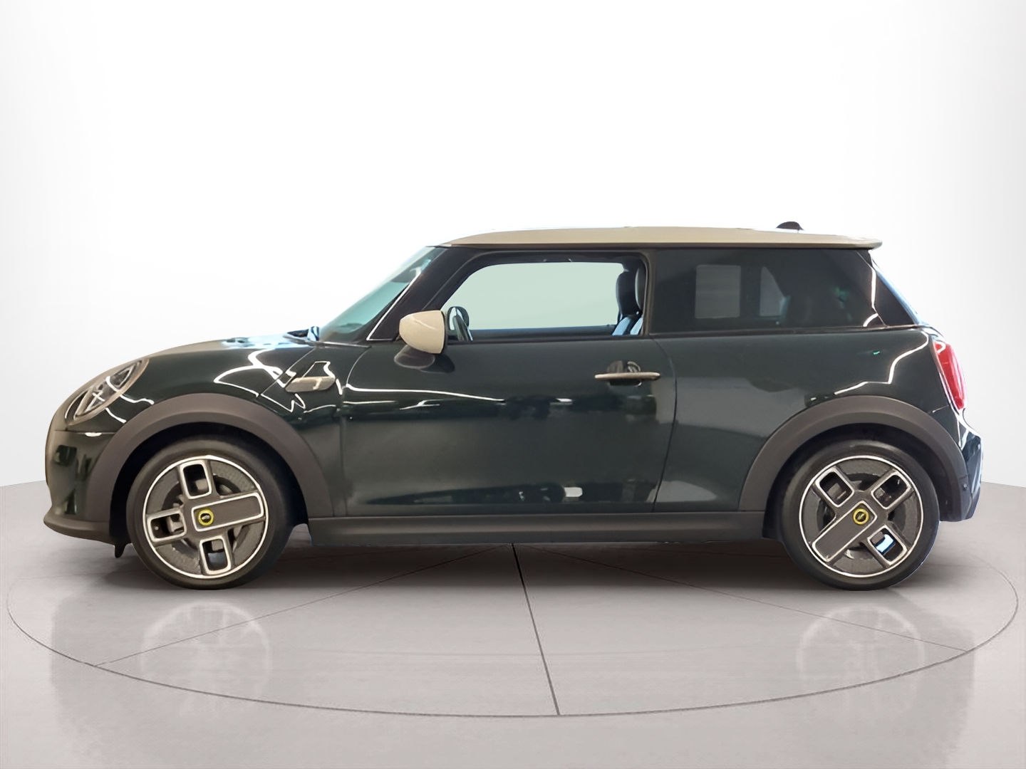 Fotos de MINI 3 Portas Cooper S E 135 kW (184 CV)