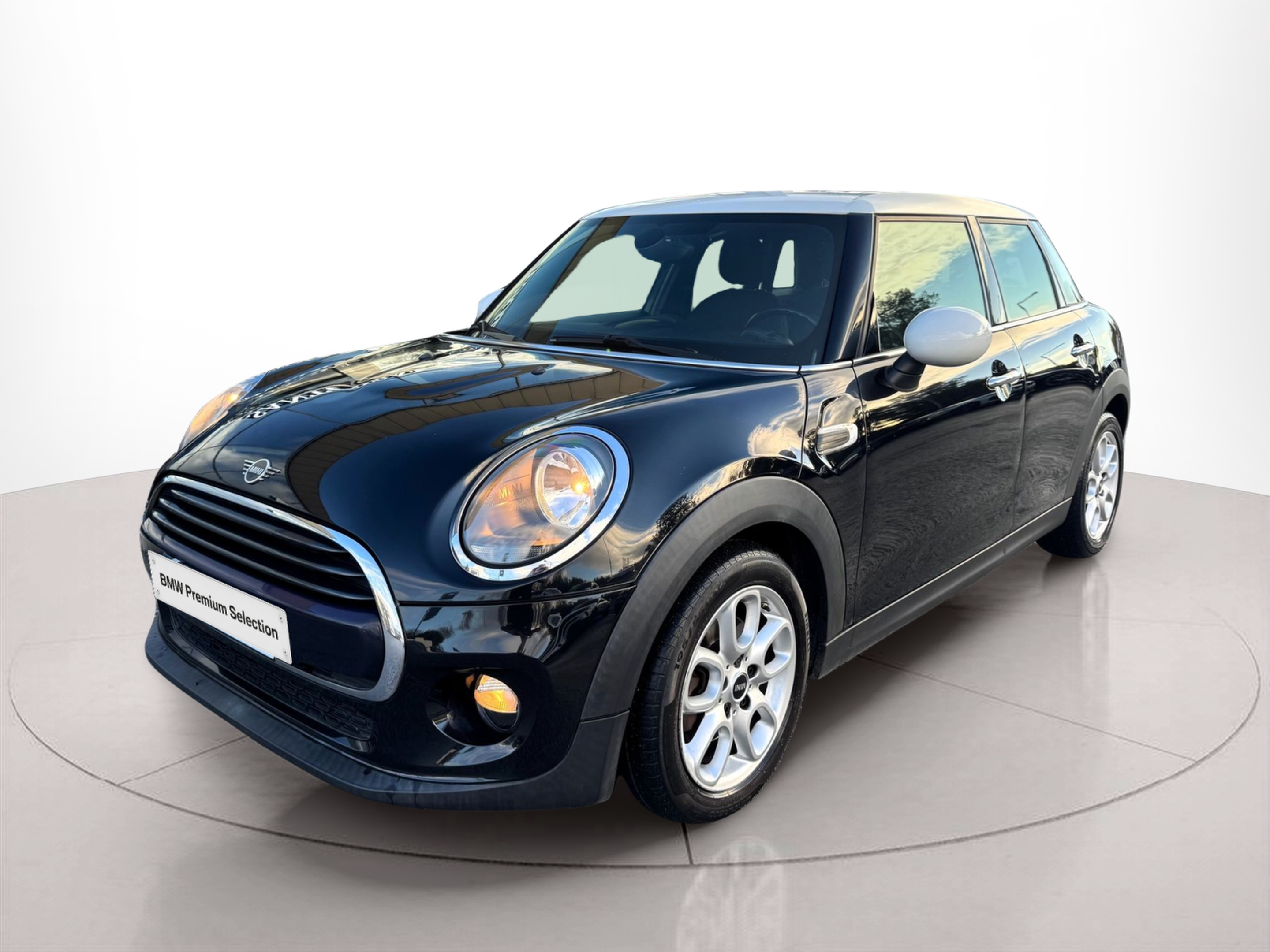 Fotos de MINI 5 Portas Cooper D 85 kW (116 CV)