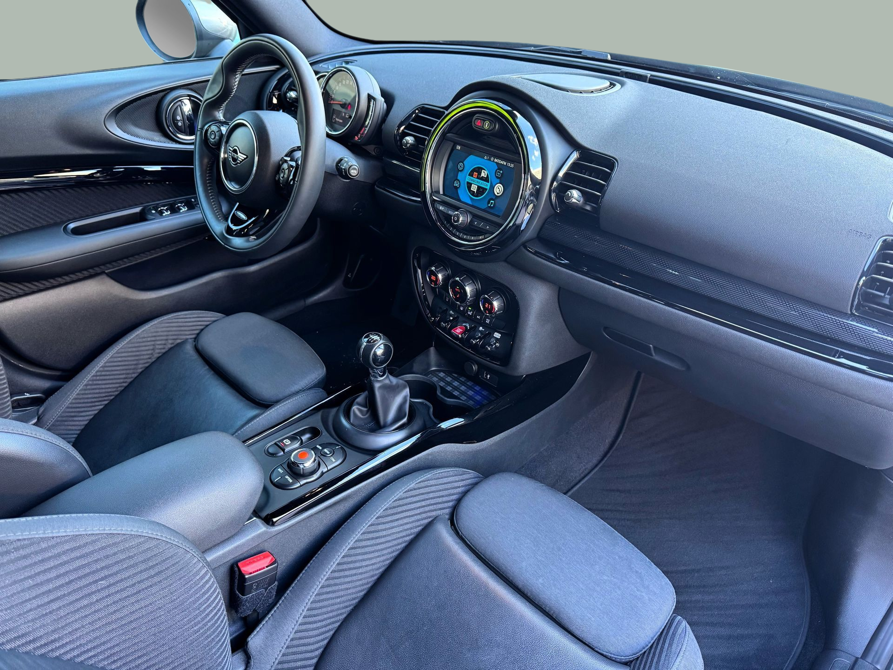 fotoG 6 del MINI MINI Clubman Cooper 100 kW (136 CV) 136cv Gasolina de 2018 em Oeiras