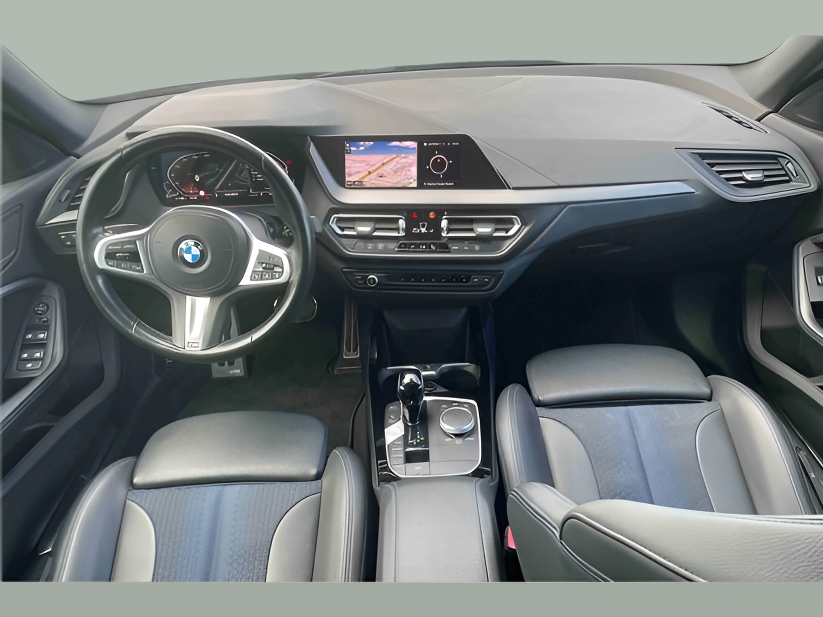 BMW Série 2 216d Gran Coupe color Negro. Año 2023. 85KW(116CV). Diesel. En concesionario Santogal Seixal de Seixal