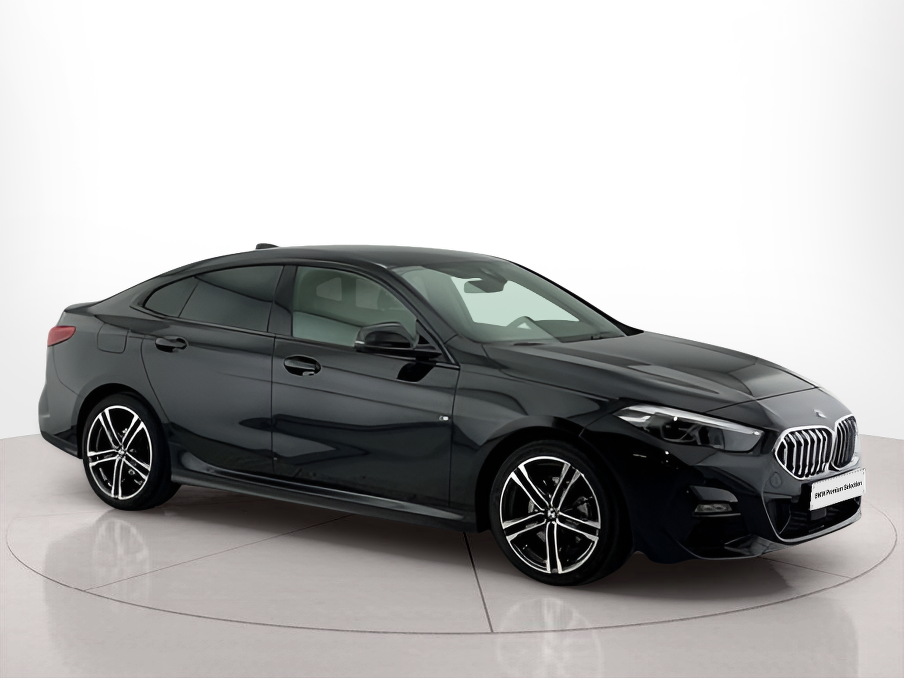 BMW Série 2 216d Gran Coupe color Negro. Año 2023. 85KW(116CV). Diesel. En concesionario Santogal Seixal de Seixal