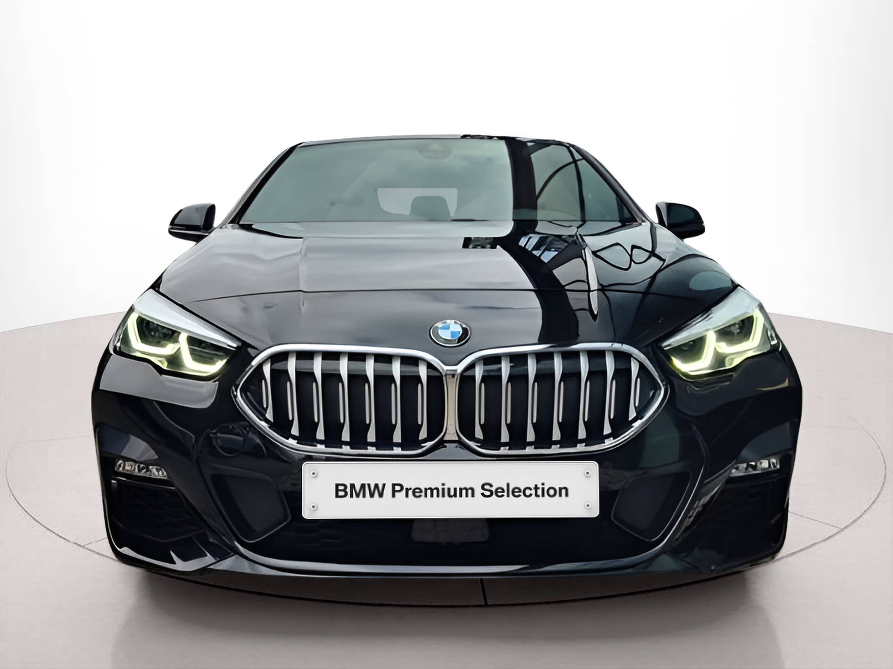 Fotos de BMW Série 2 216d Gran Coupe color Negro. Año 2023. 85KW(116CV). Diesel. En concesionario Santogal Oeiras de Oeiras