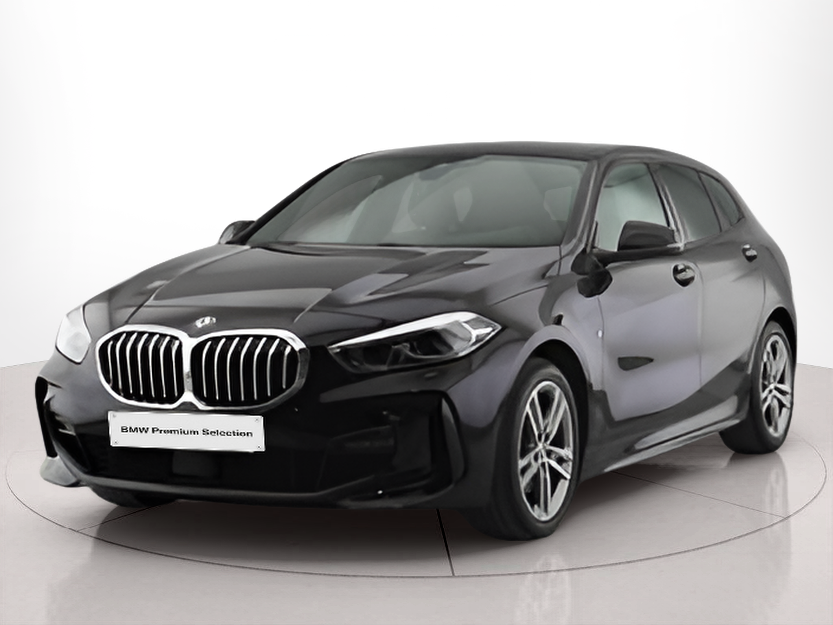 Fotos de BMW Série 1 116d color Negro. Año 2023. 85KW(116CV). Diesel. En concesionario Santogal Setúbal de Setúbal