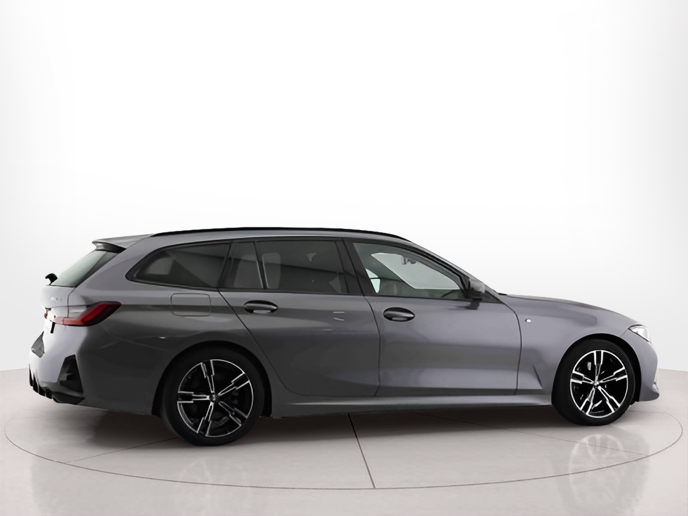 BMW Série 3 320d Touring color Gris. Año 2023. 140KW(190CV). Diesel. En concesionario Santogal Setúbal de Setúbal