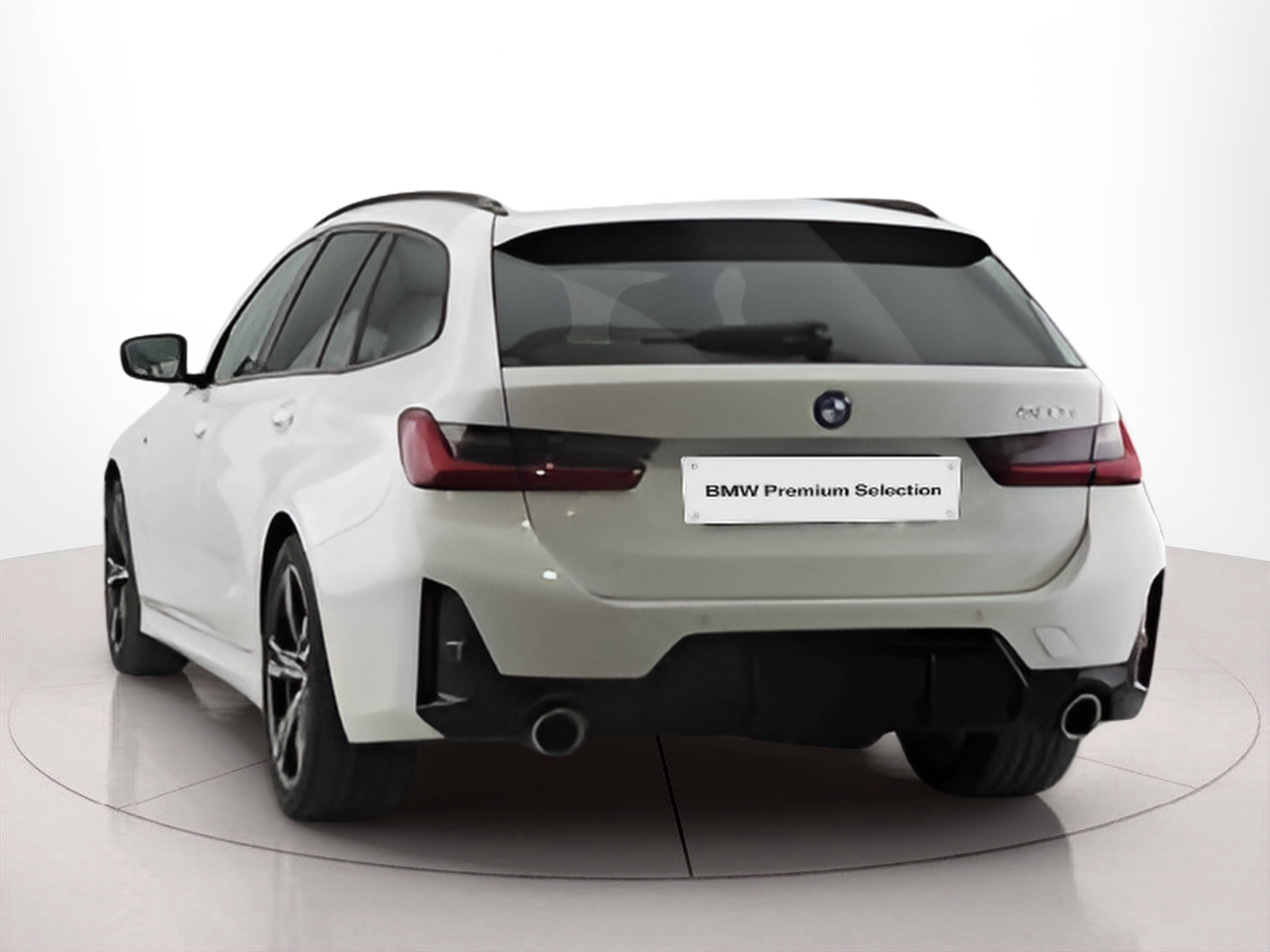 Fotos de BMW Série 3 320d Touring color Blanco. Año 2023. 140KW(190CV). Diesel. En concesionario Santogal Setúbal de Setúbal