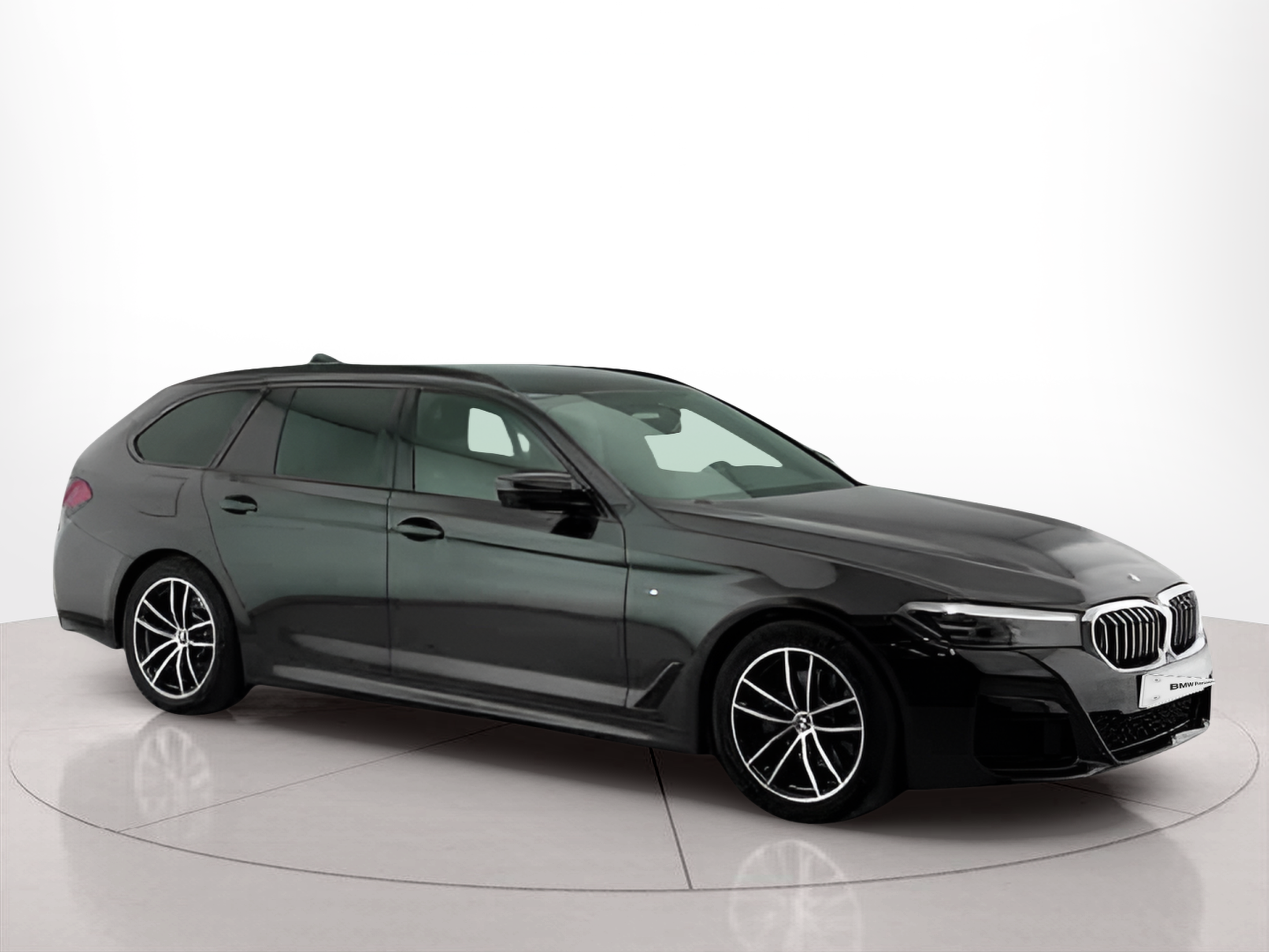 BMW Série 5 520d Touring color Gris. Año 2023. 140KW(190CV). Diesel. En concesionario Santogal Praça de Espanha - Lisboa de Lisboa