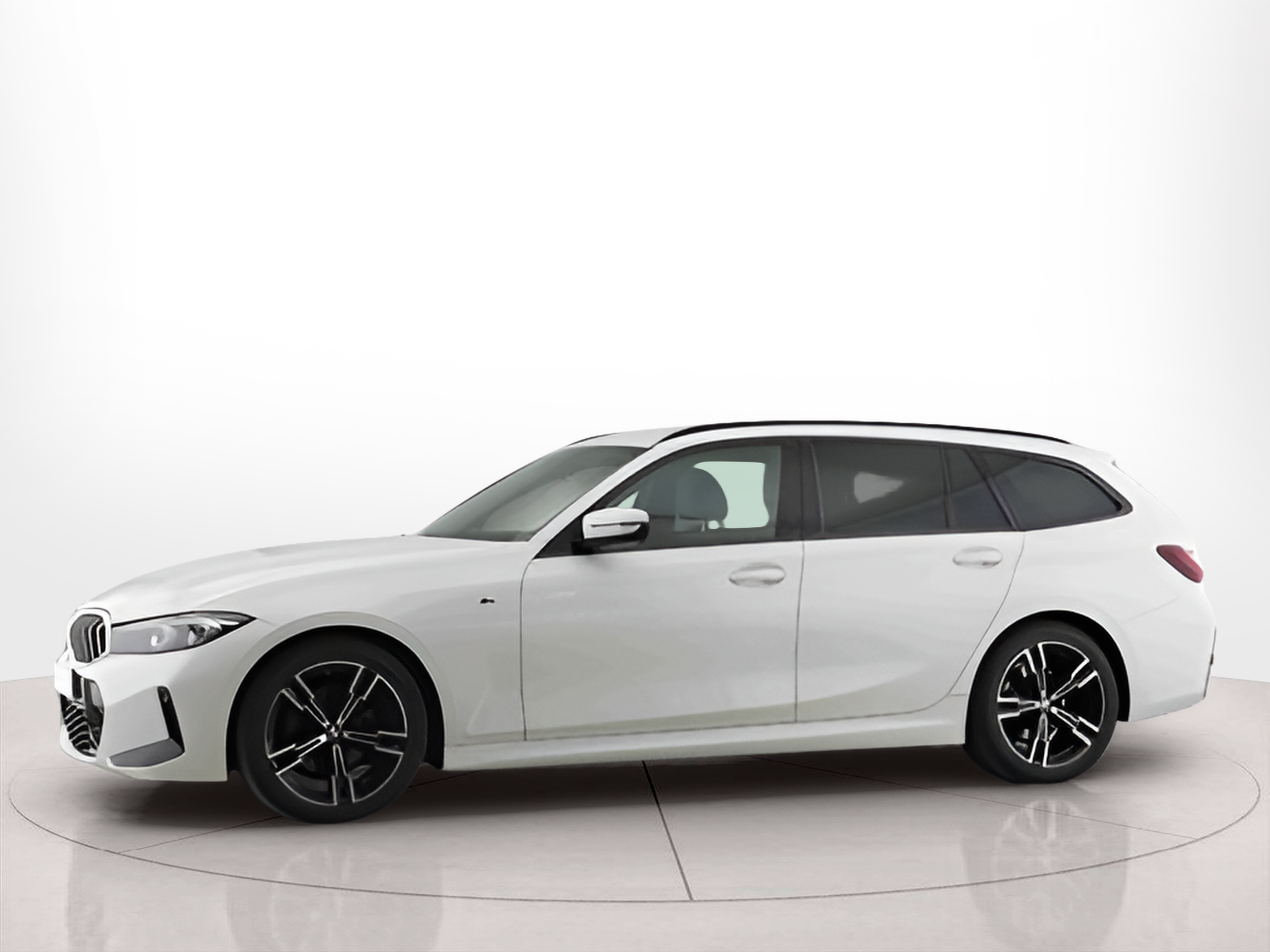 Fotos de BMW Série 3 320d Touring color Blanco. Año 2023. 140KW(190CV). Diesel. En concesionario Santogal Praça de Espanha - Lisboa de Lisboa