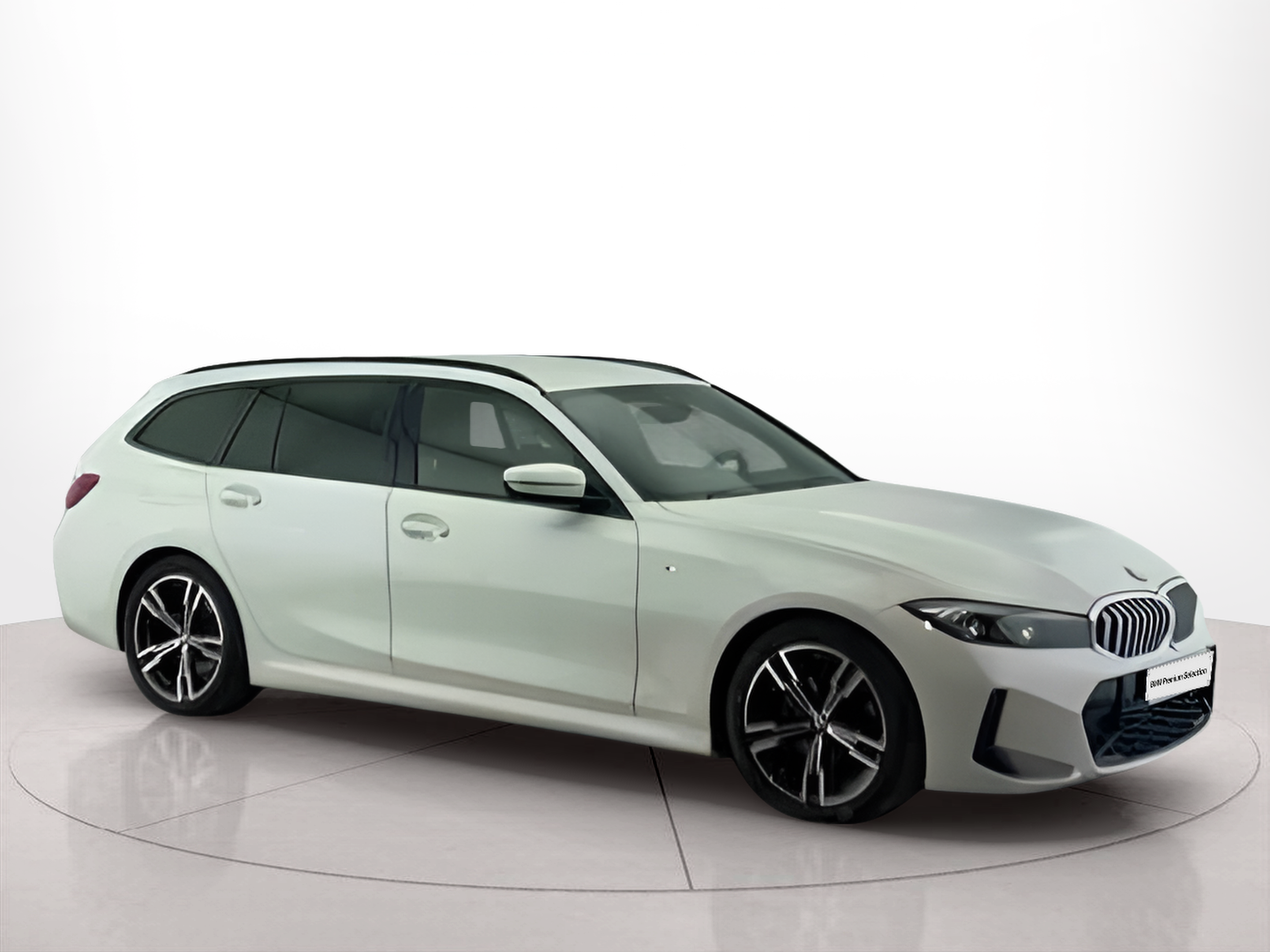BMW Série 3 320d Touring color Blanco. Año 2023. 140KW(190CV). Diesel. En concesionario Santogal Setúbal de Setúbal
