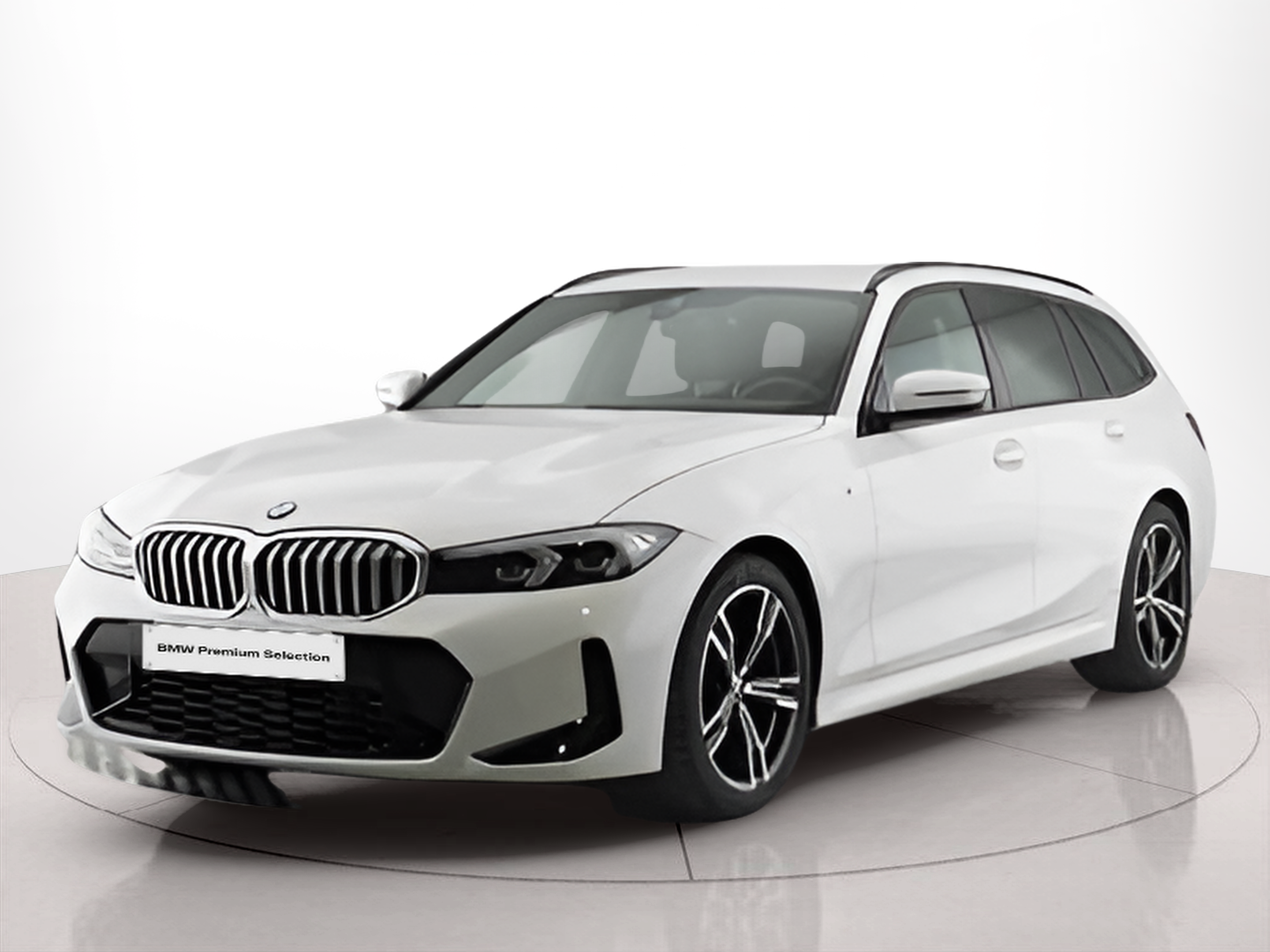 Fotos de BMW Série 3 320d Touring color Blanco. Año 2023. 140KW(190CV). Diesel. En concesionario Santogal Setúbal de Setúbal