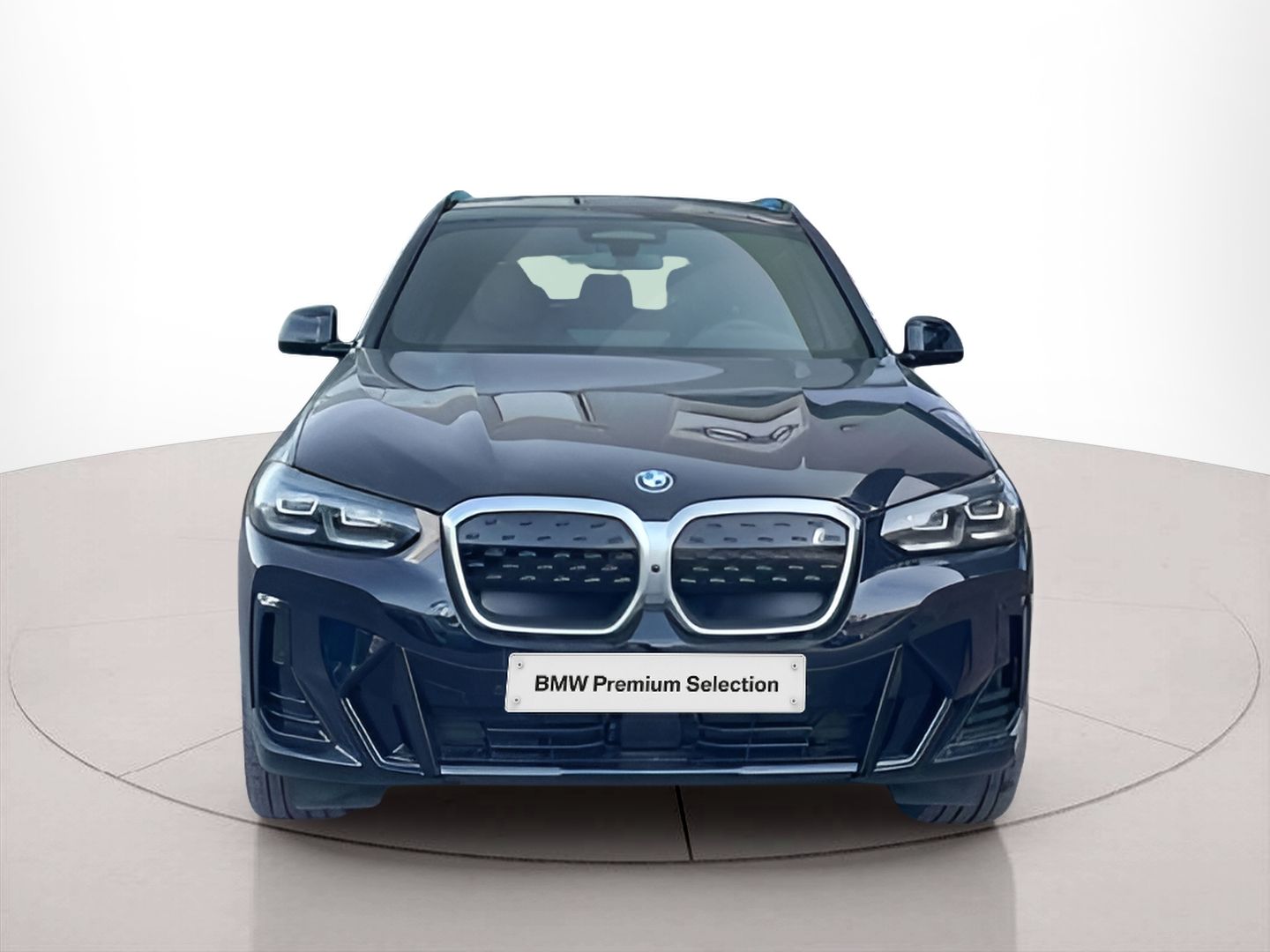 Fotos de BMW iX3 iX3 80 kWh color Negro. Año 2024. 210KW(286CV). Elétrico. En concesionario Santogal Seixal de Seixal