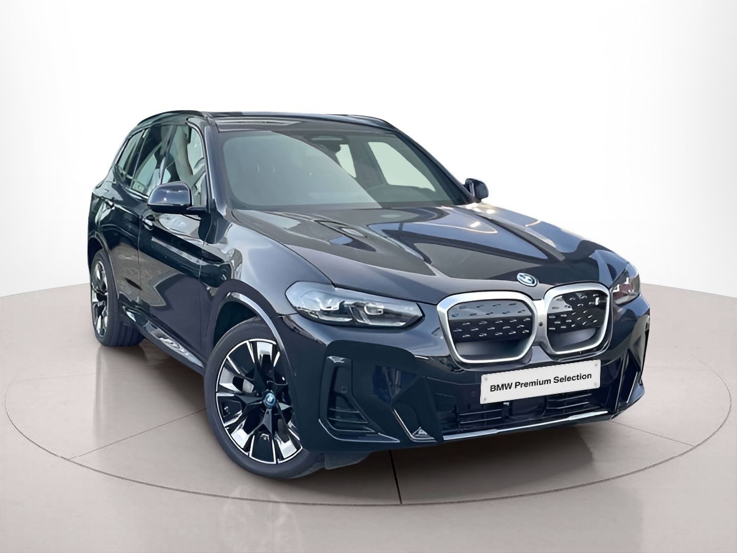 Fotos de BMW iX3 iX3 80 kWh color Negro. Año 2024. 210KW(286CV). Elétrico. En concesionario Santogal Seixal de Seixal