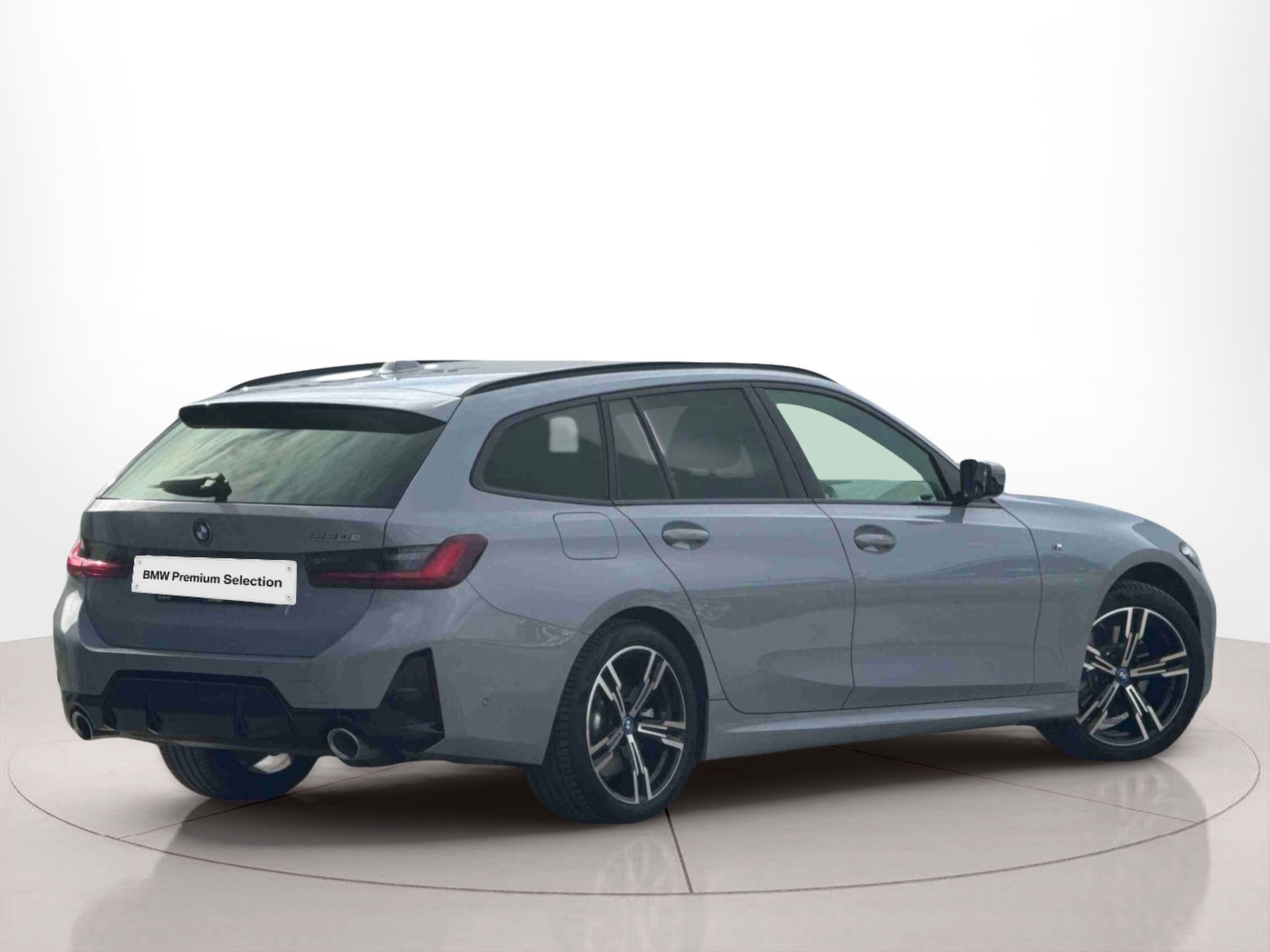 BMW Série 3 320e Touring color Gris. Año 2024. 150KW(204CV). Elétrico / Gasolina Híbrido. En concesionario Santogal Praça de Espanha - Lisboa de Lisboa
