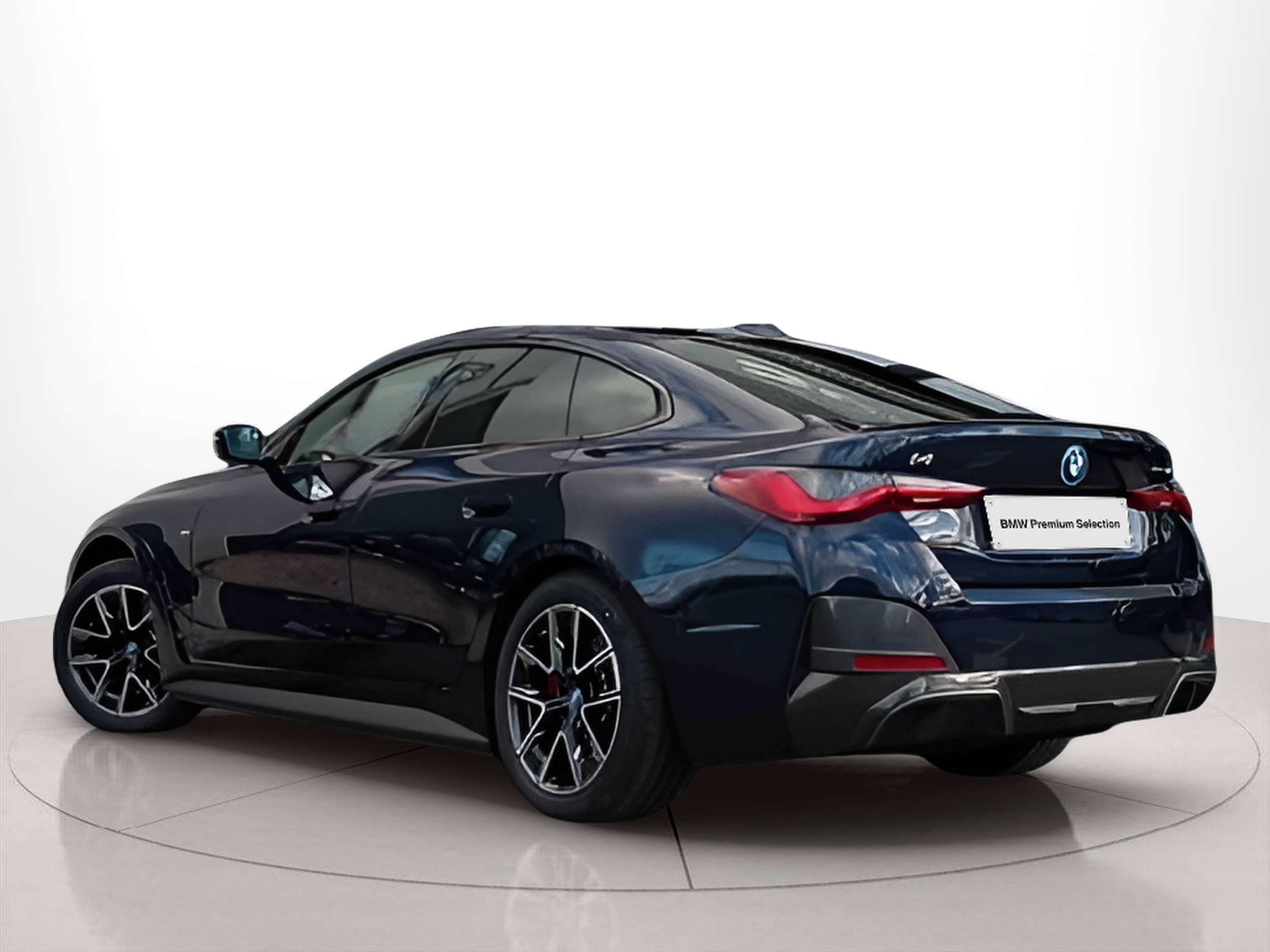 BMW i4 i4 eDrive40 color Azul. Año 2023. 250KW(340CV). Elétrico. En concesionario Santogal Seixal de Seixal