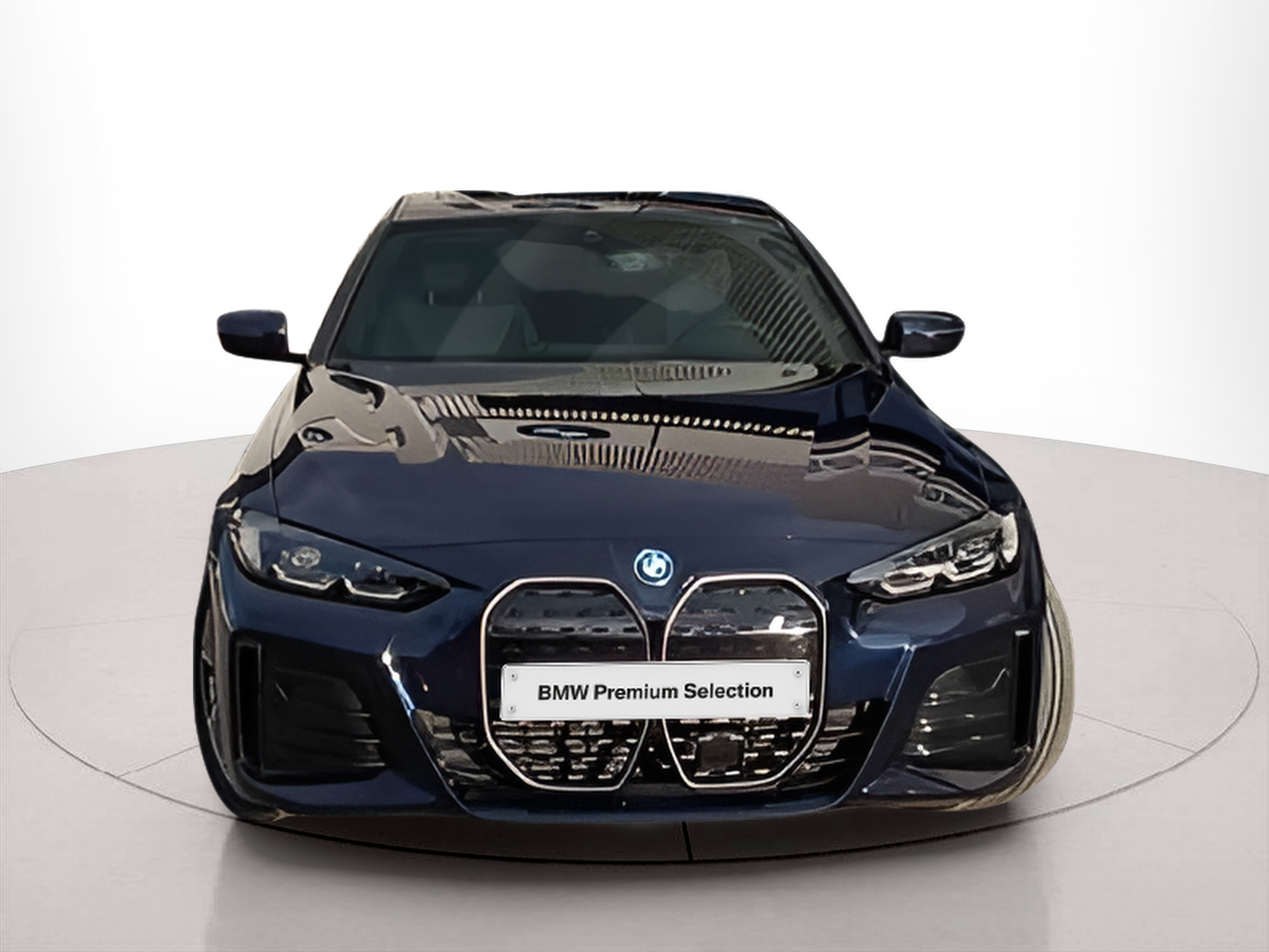 Fotos de BMW i4 i4 eDrive40 color Azul. Año 2023. 250KW(340CV). Elétrico. En concesionario Santogal Seixal de Seixal