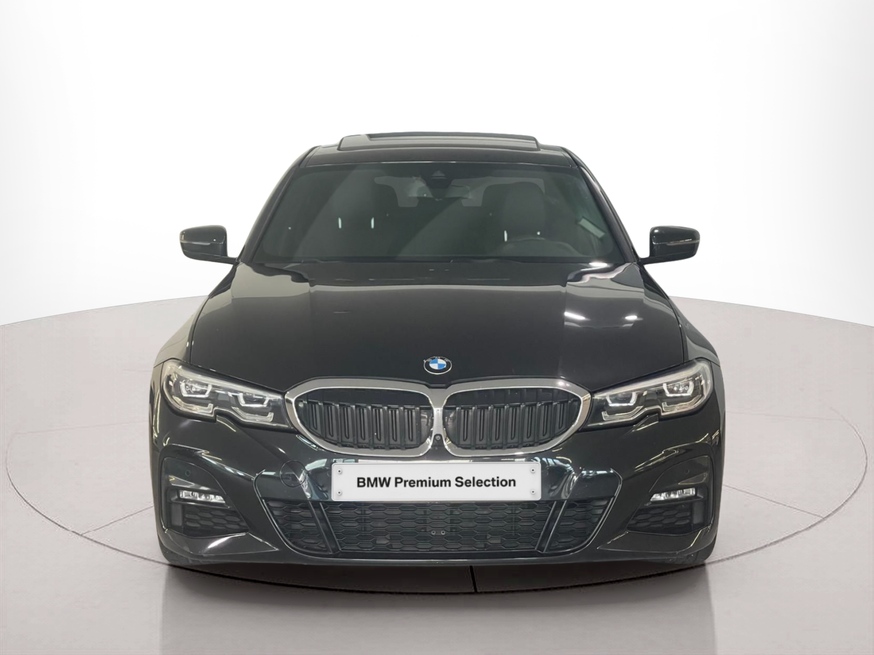 Fotos de BMW Série 3 320d Berlina color Negro. Año 2019. 140KW(190CV). Diesel. En concesionario Santogal Carnaxide de Oeiras